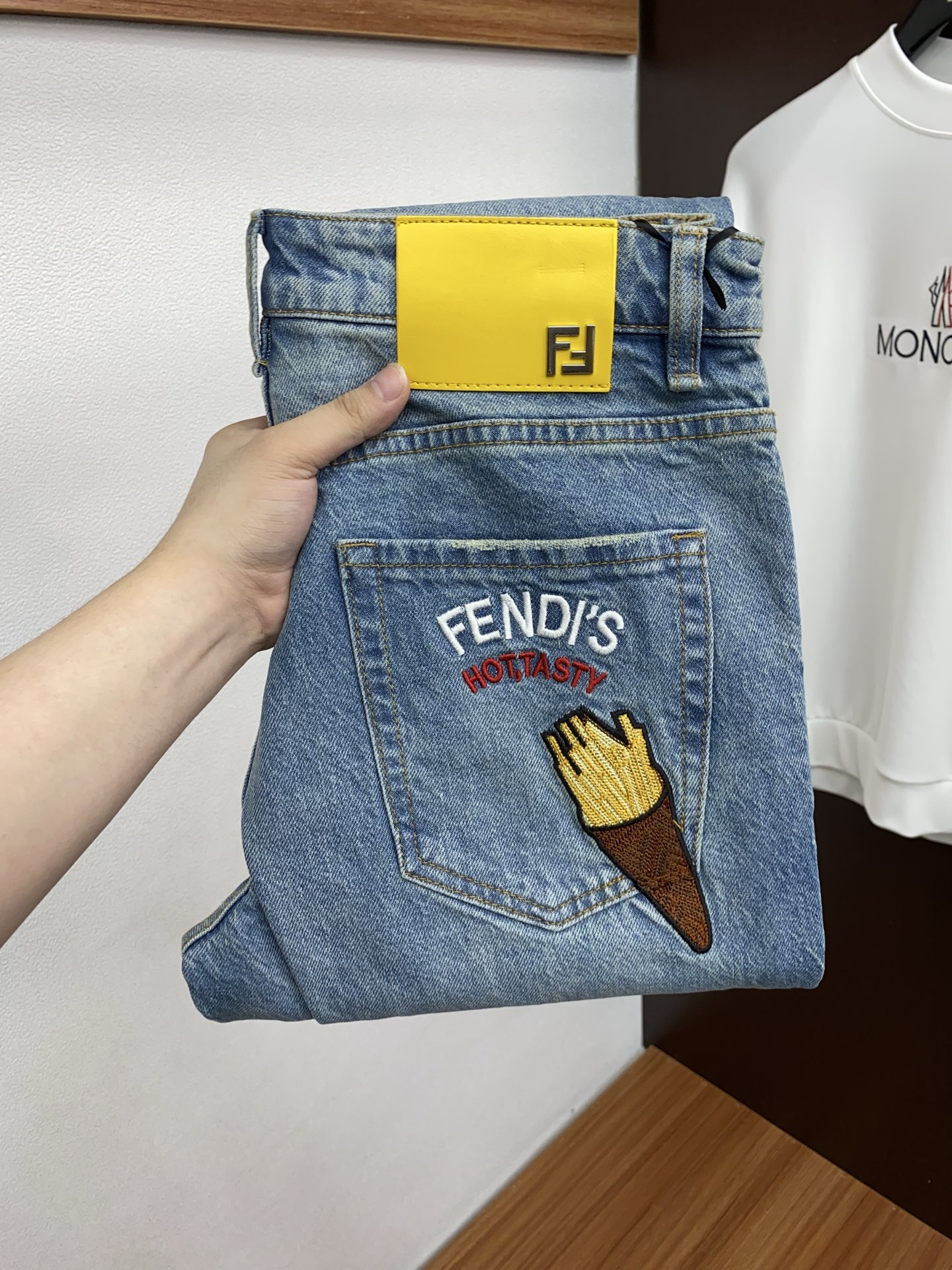 1v 路易威登 2026ss春夏新款修身小直筒牛仔裤 完美洗水工艺 定制顶级五金logo 独家定制微弹面