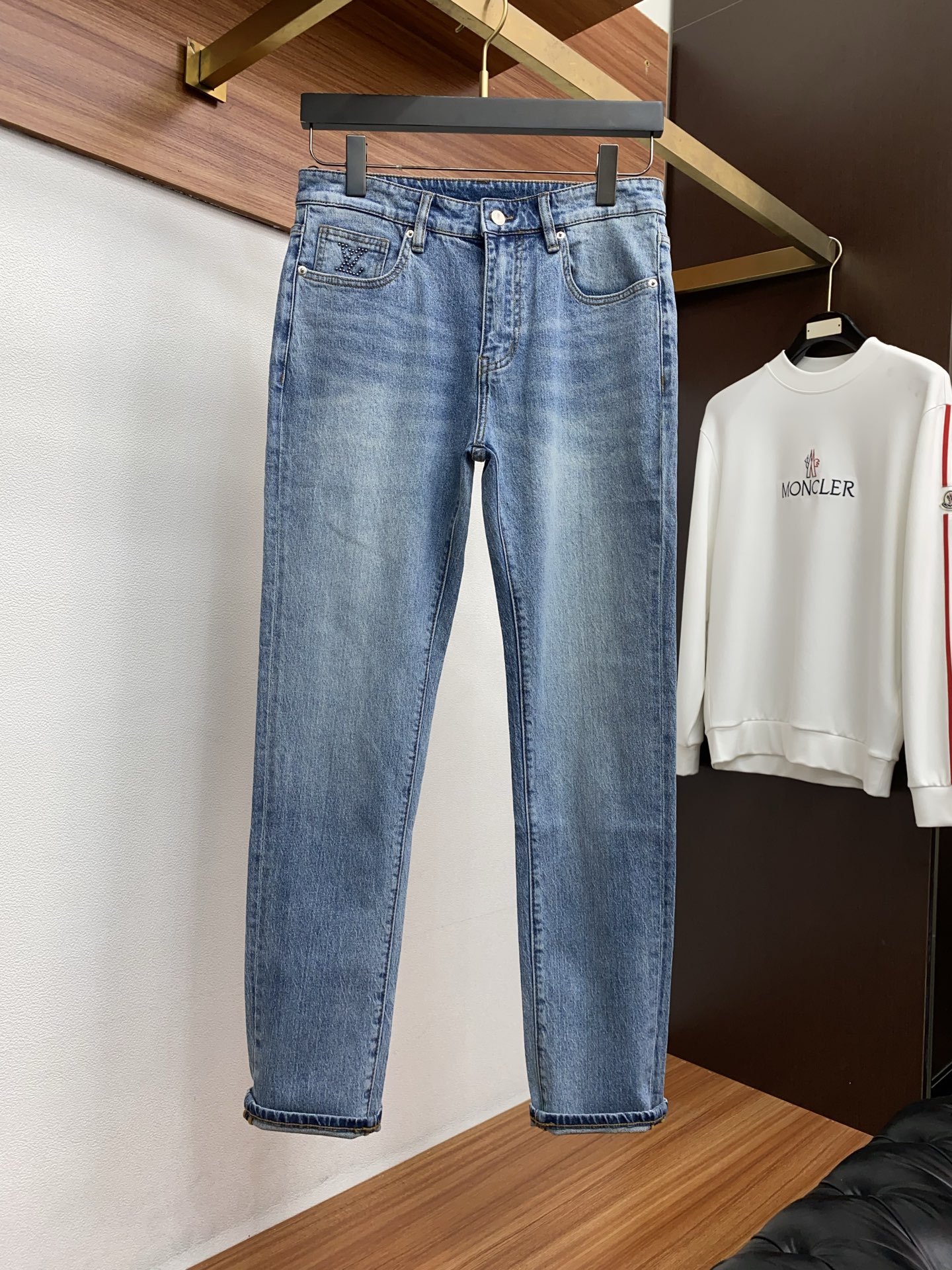 1v 路易威登 2026ss春夏新款修身小直筒牛仔裤 完美洗水工艺 定制顶级五金logo 独家定制微弹面