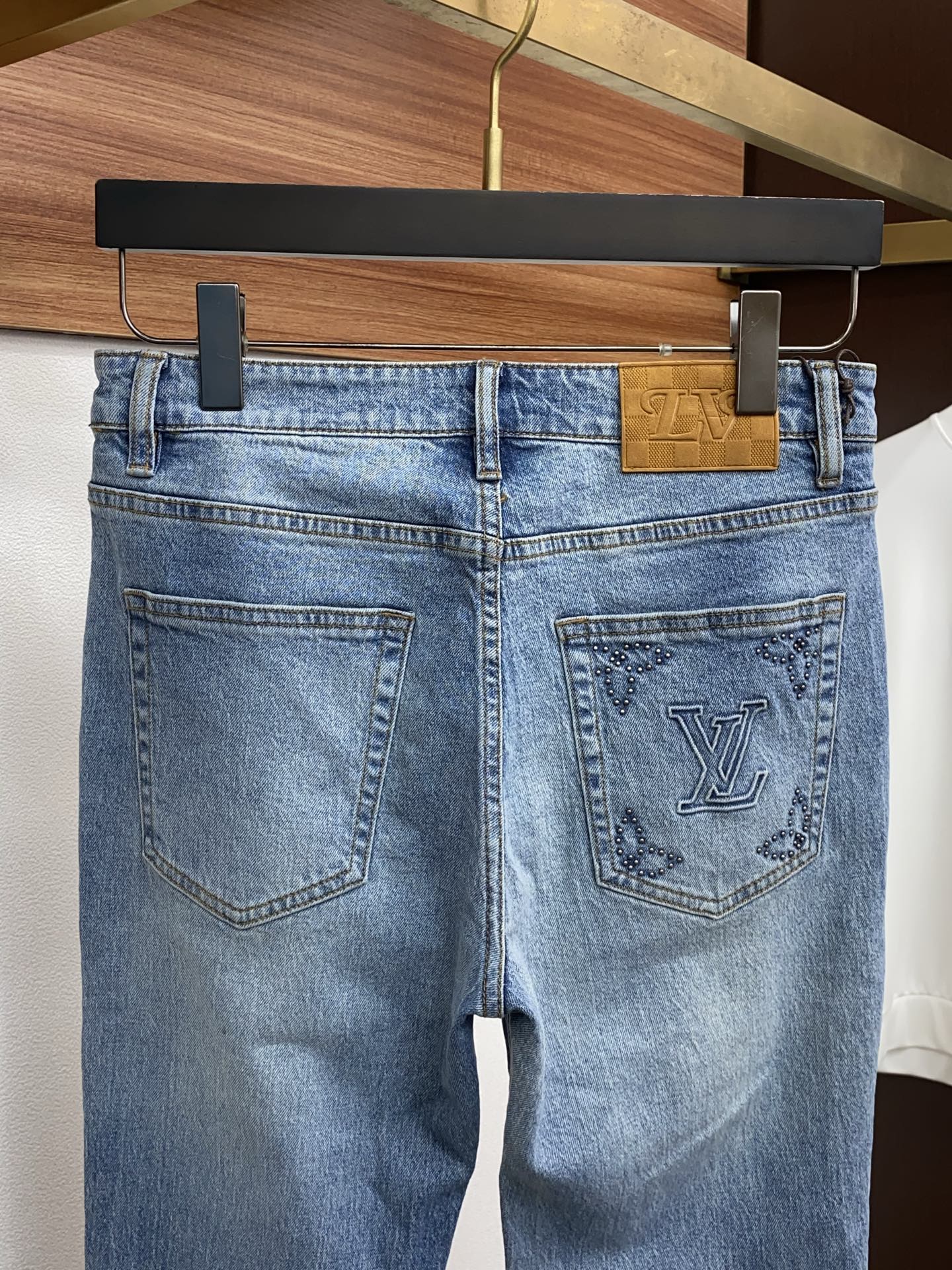 1v 路易威登 2026ss春夏新款修身小直筒牛仔裤 完美洗水工艺 定制顶级五金logo 独家定制微弹面