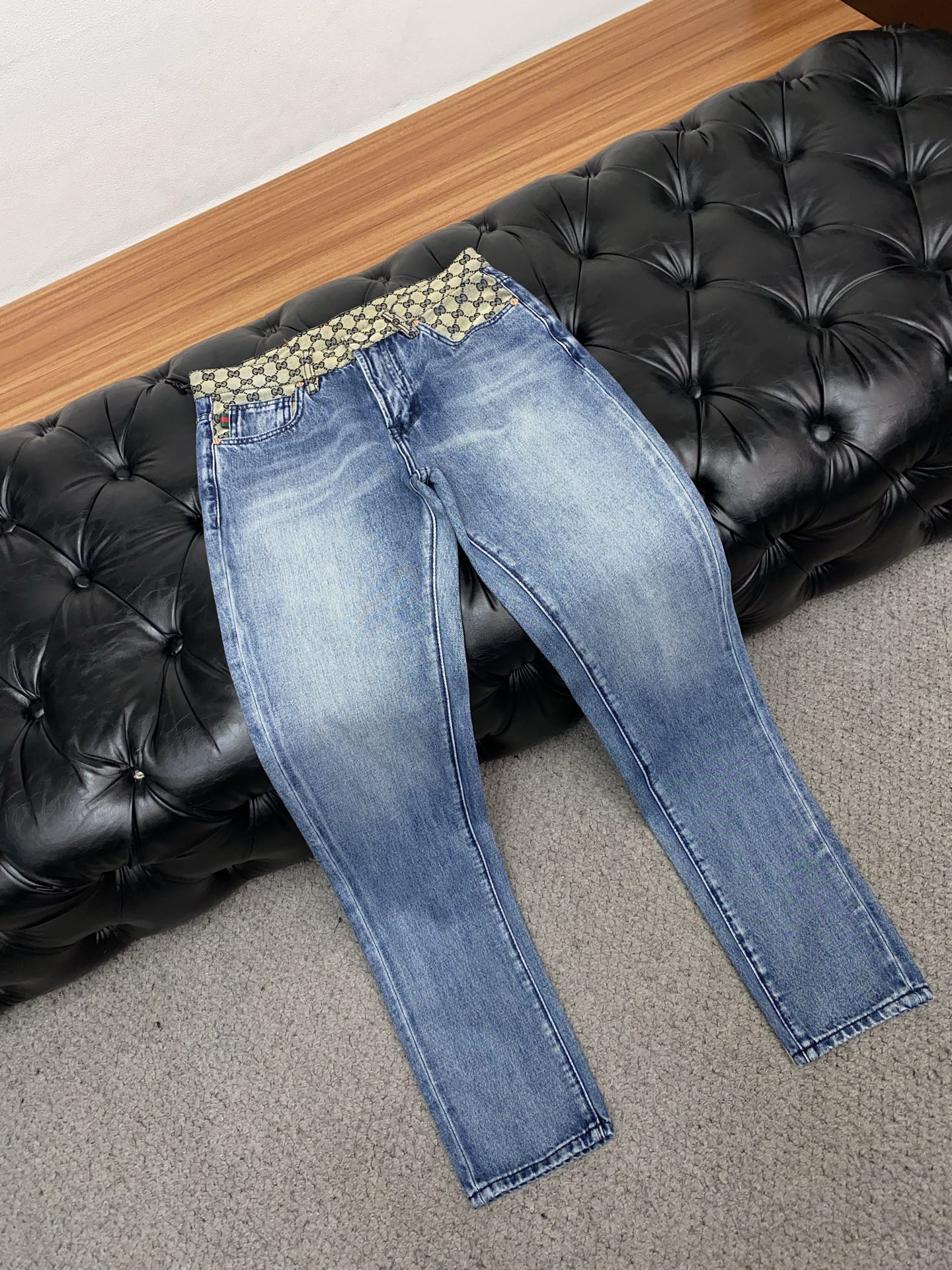 1v 路易威登 2026ss春夏新款修身小直筒牛仔裤 完美洗水工艺 定制顶级五金logo 独家定制微弹面