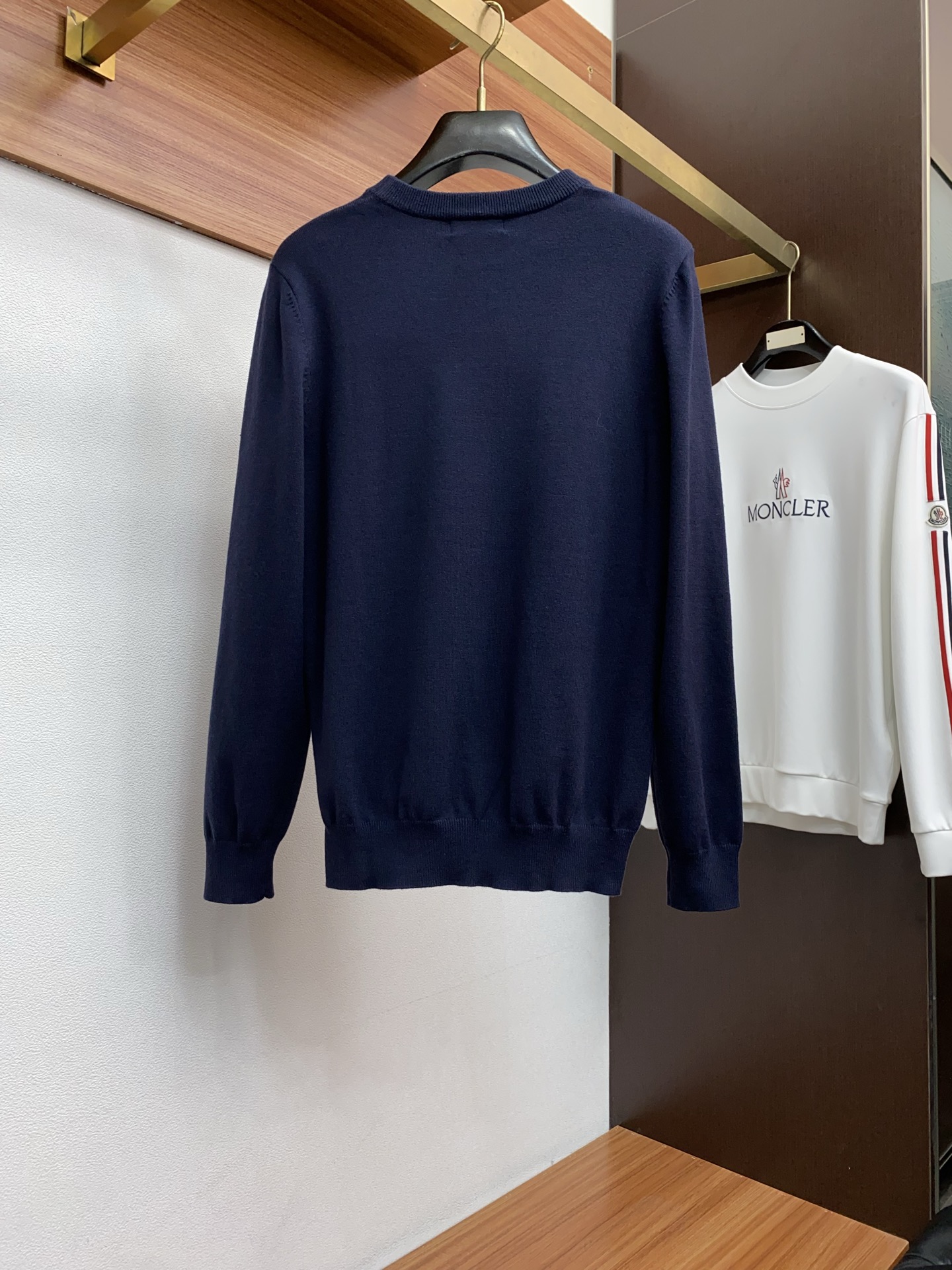 BC 男士高端简约圆领毛衣 ，香港洋行渠道货，纯正血统品质，25年秋冬 新款，经典王牌系列！高端奢华且白