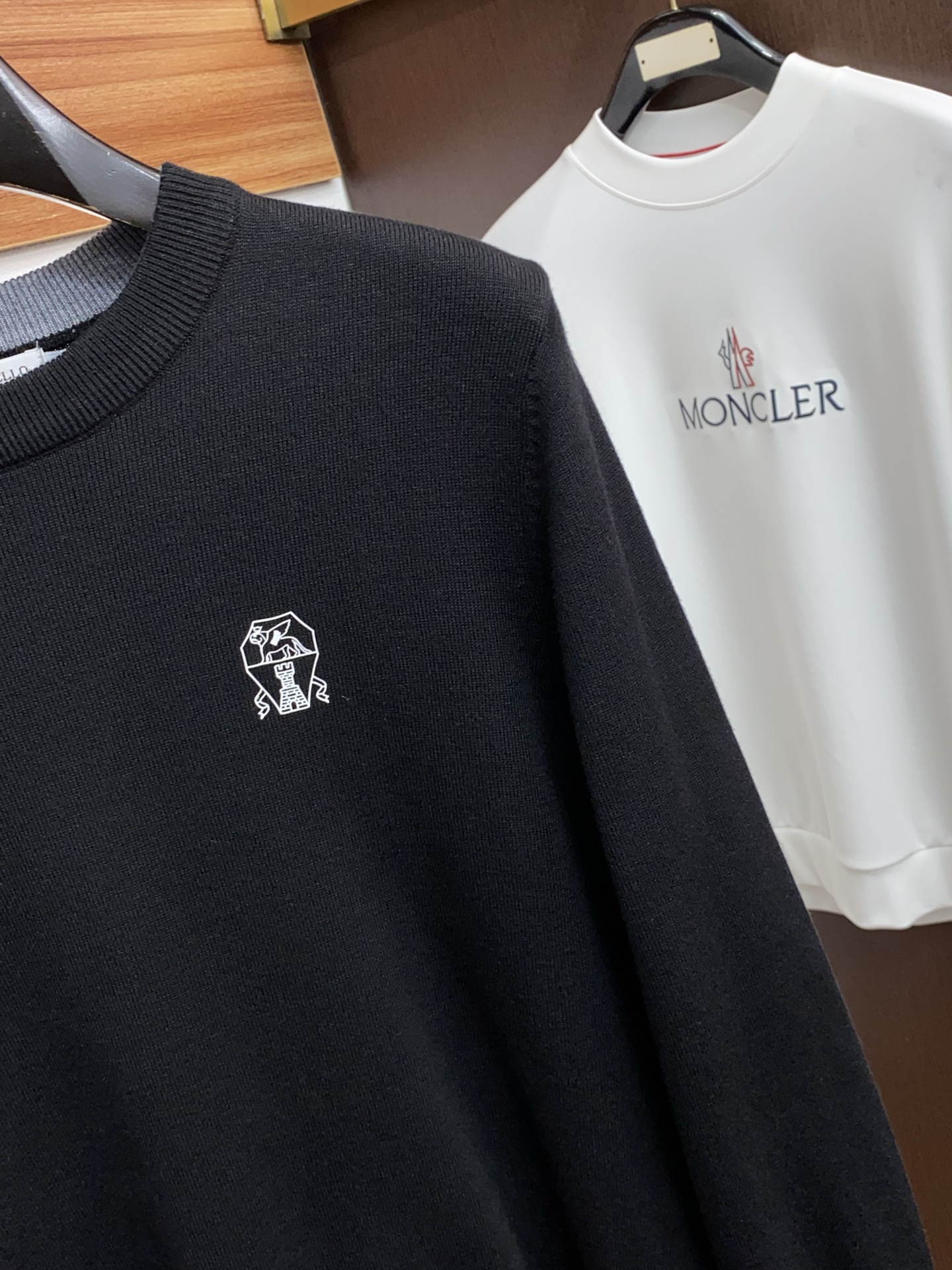 BC 男士高端简约圆领毛衣 ，香港洋行渠道货，纯正血统品质，25年秋冬 新款，经典王牌系列！高端奢华且白