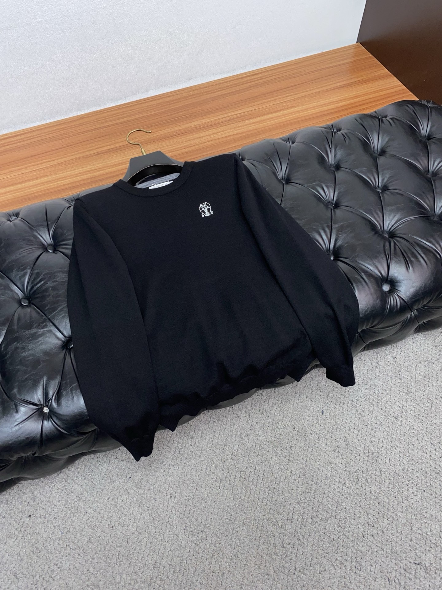 BC 男士高端简约圆领毛衣 ，香港洋行渠道货，纯正血统品质，25年秋冬 新款，经典王牌系列！高端奢华且白