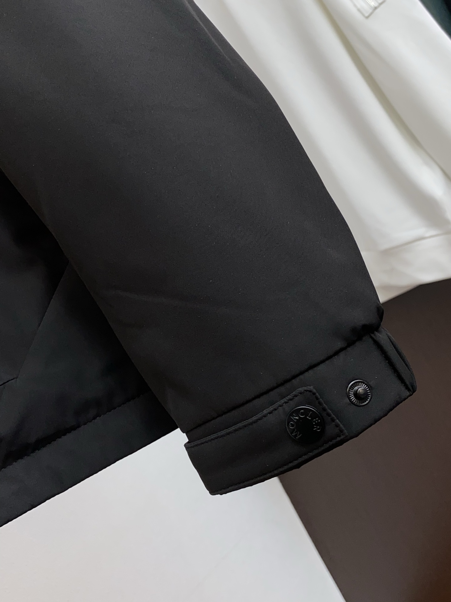 蒙口 高端推荐牛货 2025秋冬款男士原单羽绒服！贵族血统 蓬松感十足 御寒神器 高端顶尖一线成衣，融入