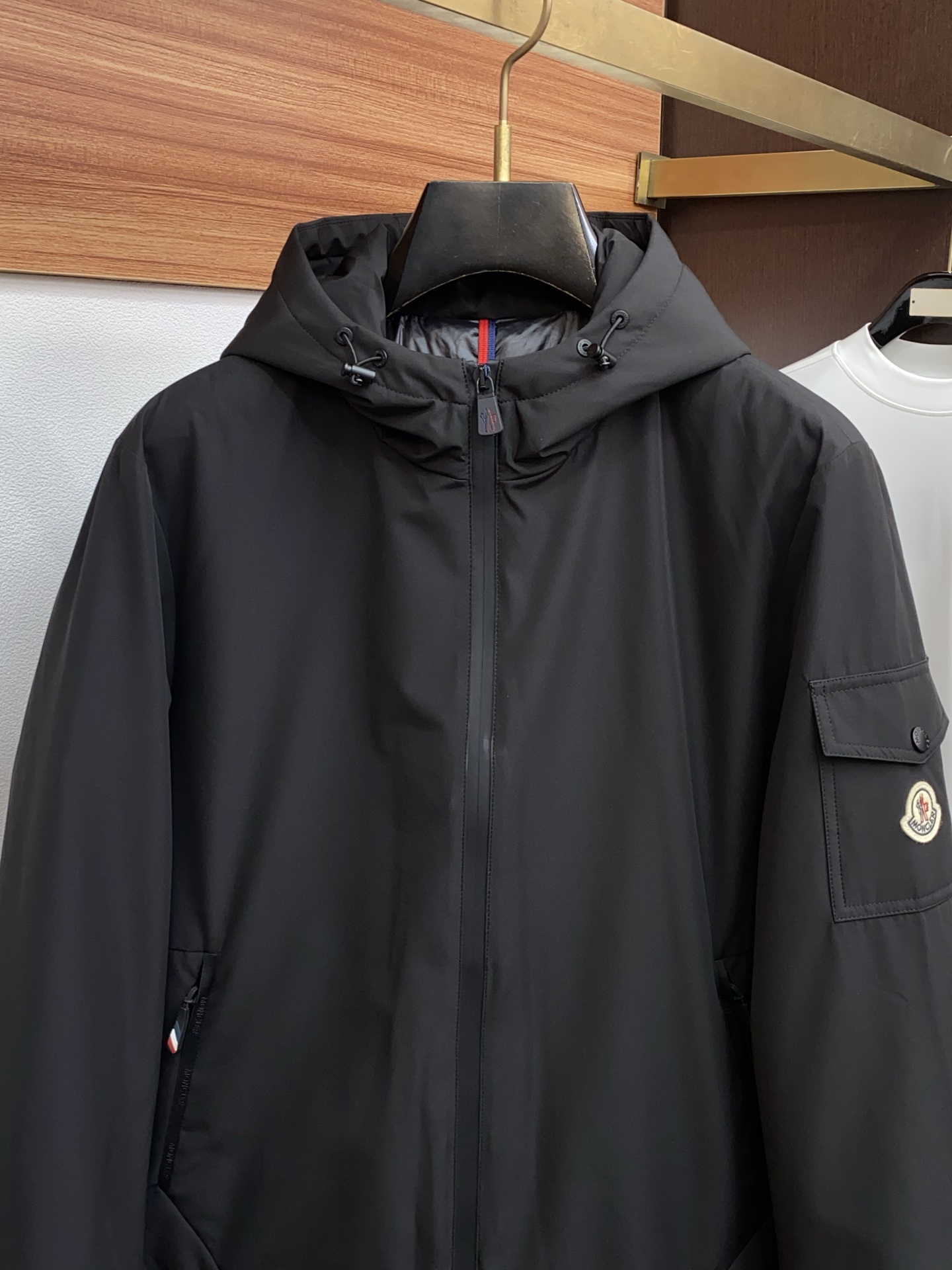 蒙口 高端推荐牛货 2025秋冬款男士原单羽绒服！贵族血统 蓬松感十足 御寒神器 高端顶尖一线成衣，融入