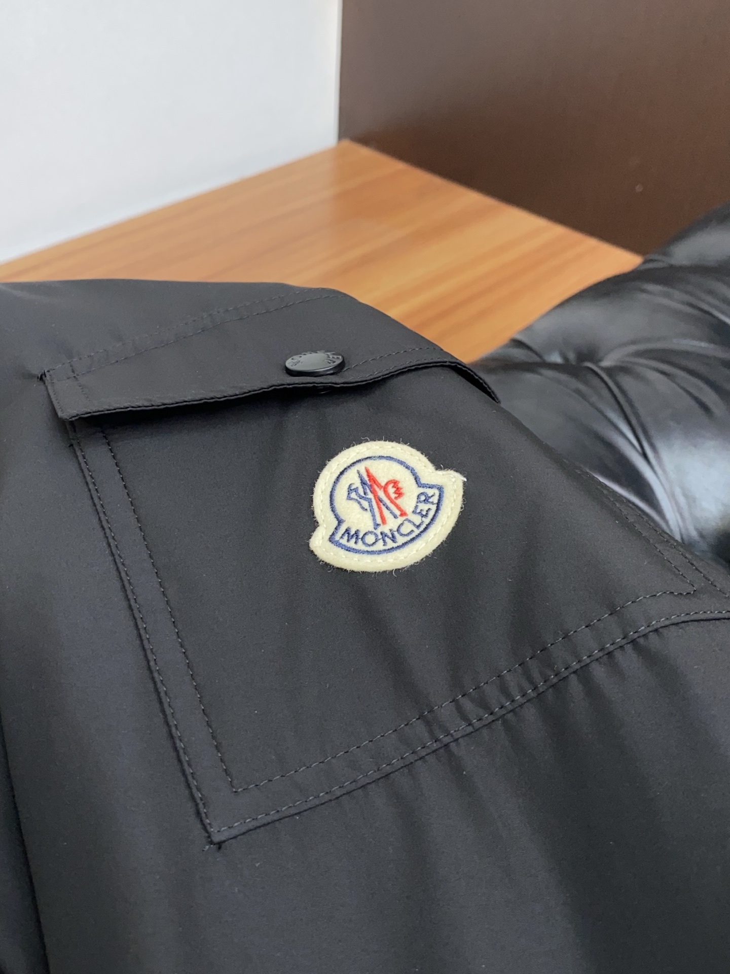 蒙口 高端推荐牛货 2025秋冬款男士原单羽绒服！贵族血统 蓬松感十足 御寒神器 高端顶尖一线成衣，融入