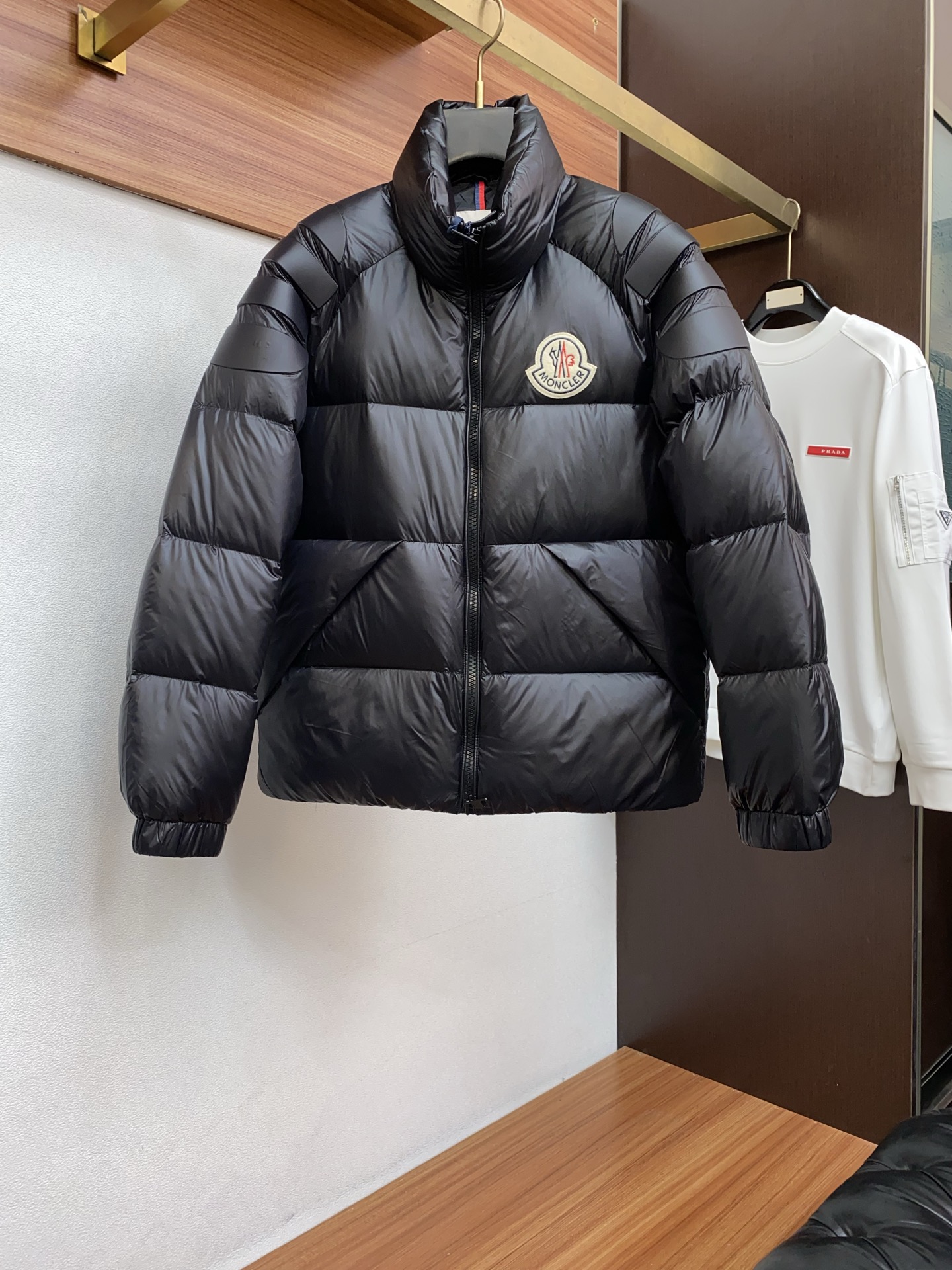 蒙口 独家专供秋冬2025SS新款羽绒服 香港贸易公司货，纯正洋行渠道，同步官网发售，内里填充国标90绒