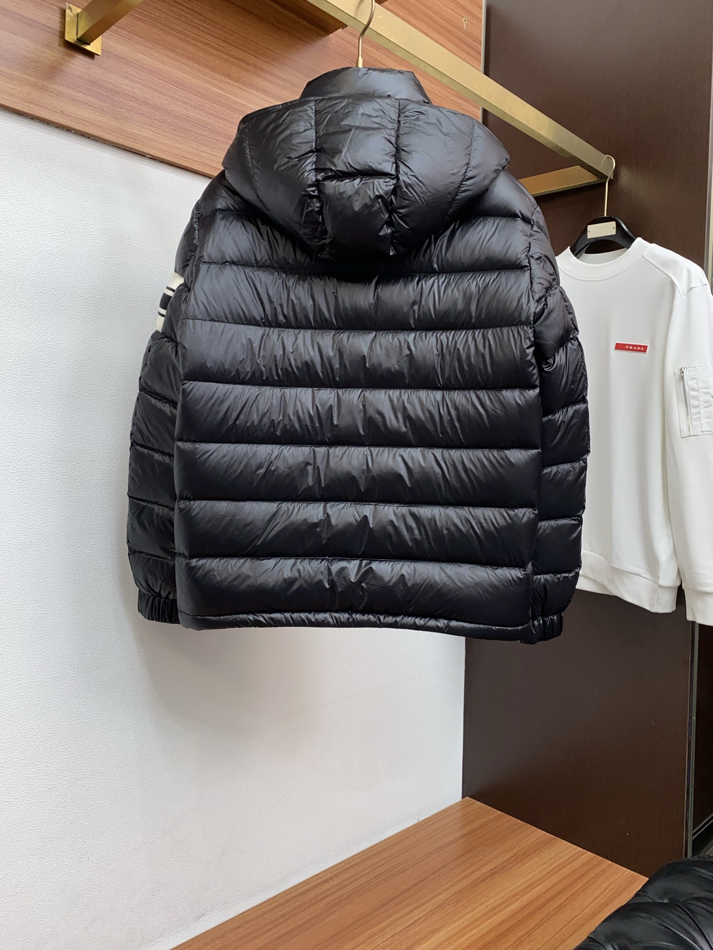 蒙口 独家专供秋冬2025SS新款羽绒服 香港贸易公司货，纯正洋行渠道，同步官网发售，内里填充国标90绒