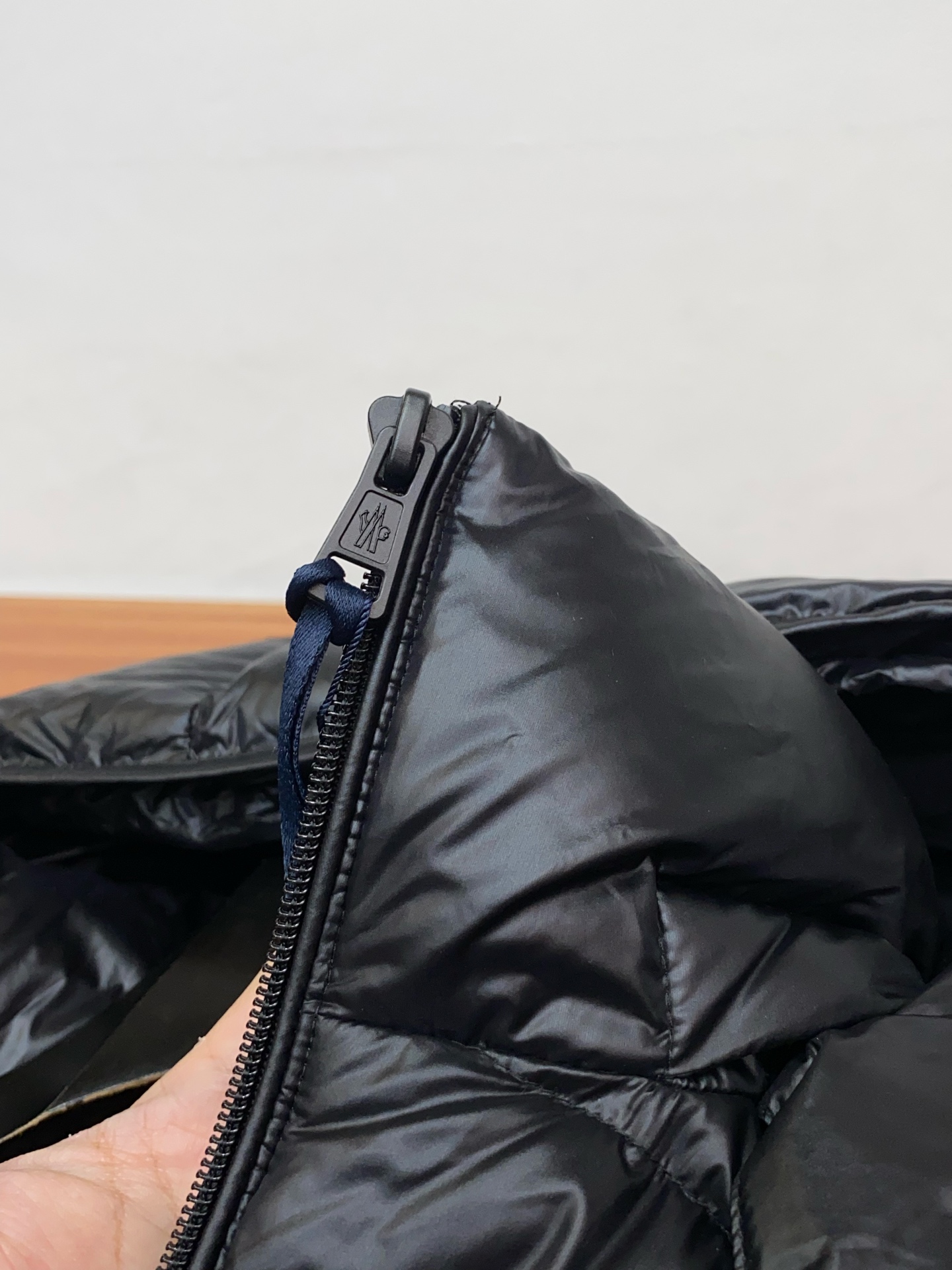 蒙口 独家专供秋冬2025SS新款羽绒服 香港贸易公司货，纯正洋行渠道，同步官网发售，内里填充国标90绒