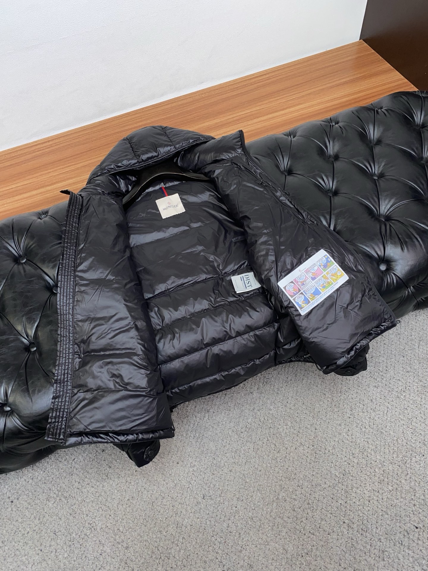 蒙口 独家专供秋冬2025SS新款羽绒服 香港贸易公司货，纯正洋行渠道，同步官网发售，内里填充国标90绒