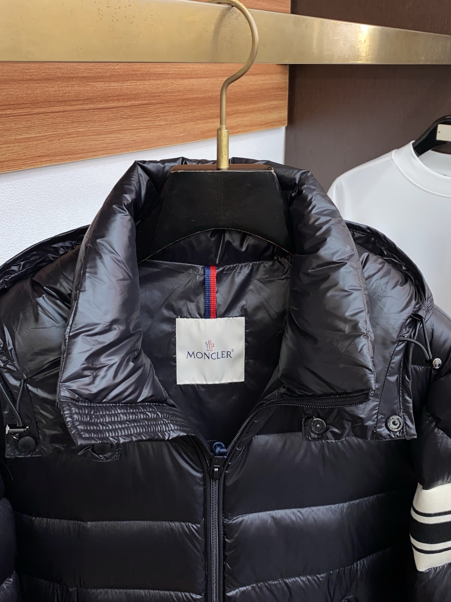 蒙口 独家专供秋冬2025SS新款羽绒服 香港贸易公司货，纯正洋行渠道，同步官网发售，内里填充国标90绒