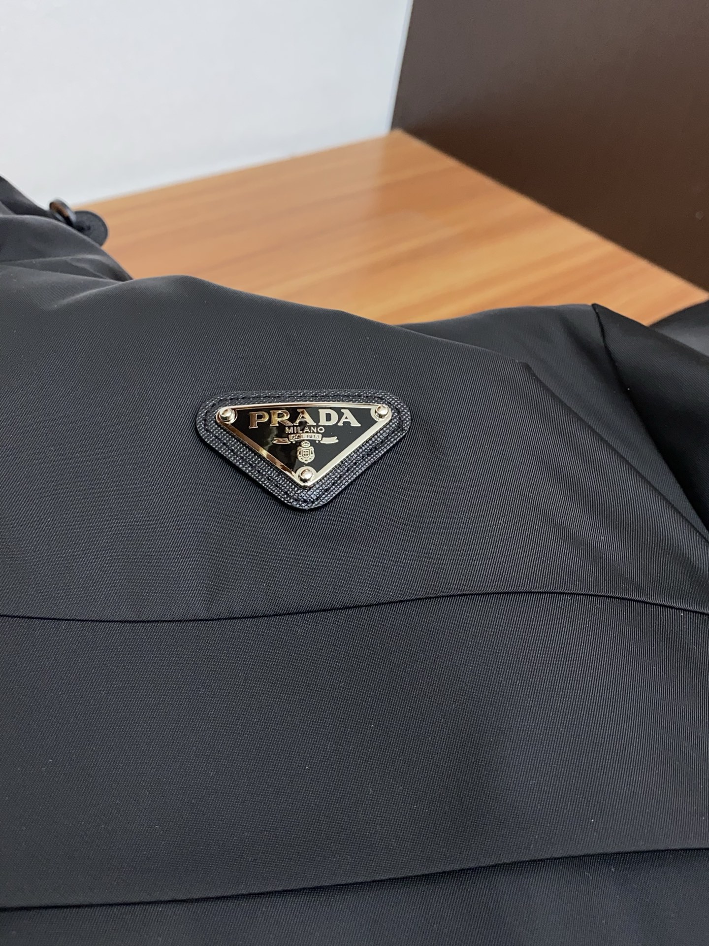 🌾 普拉达 独家专供秋冬2025SS新款羽绒服 香港贸易公司货，纯正洋行渠道，同步官网发售，内里填充国标