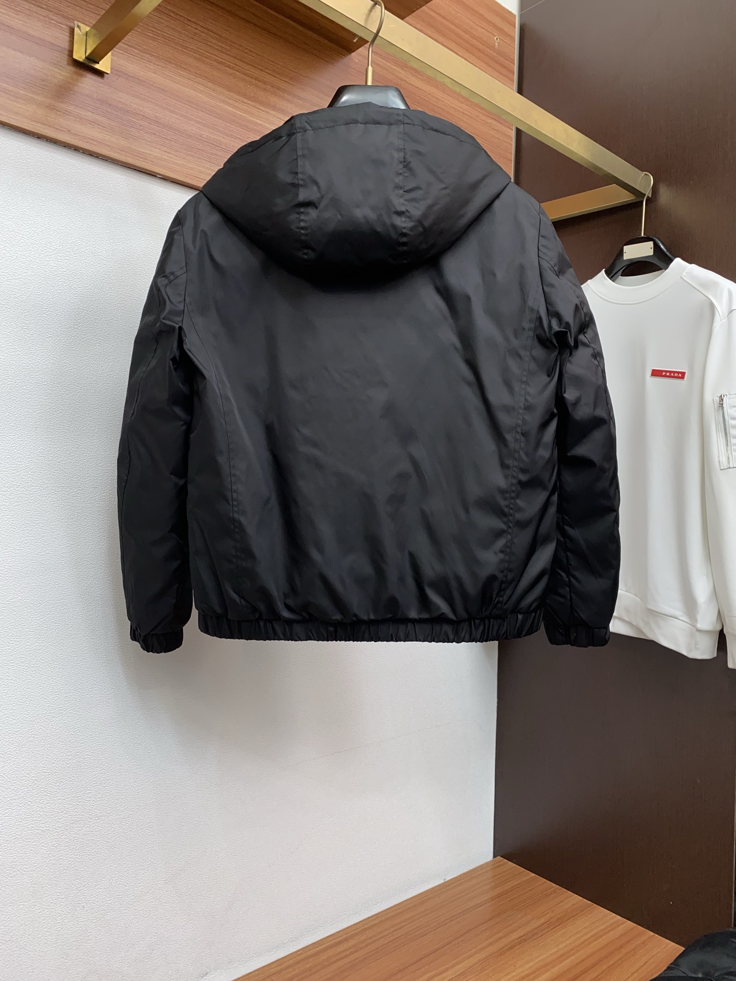 🌾 普拉达 独家专供秋冬2025SS新款羽绒服 香港贸易公司货，纯正洋行渠道，同步官网发售，内里填充国标