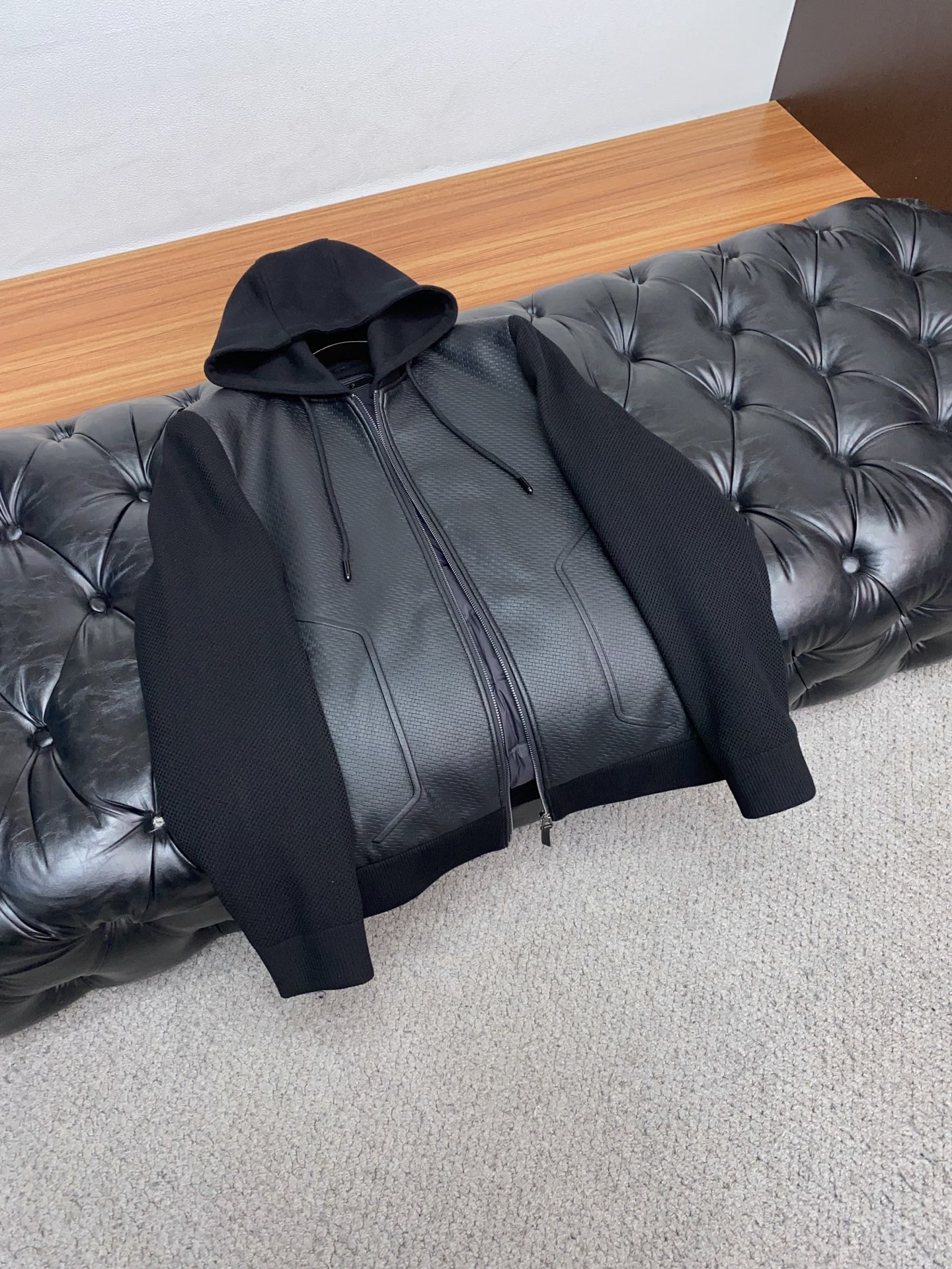 TF 独家专供秋冬2025SS新款针织拼接P皮革羽绒服 香港贸易公司货，纯正洋行渠道，同步官网发售，内里