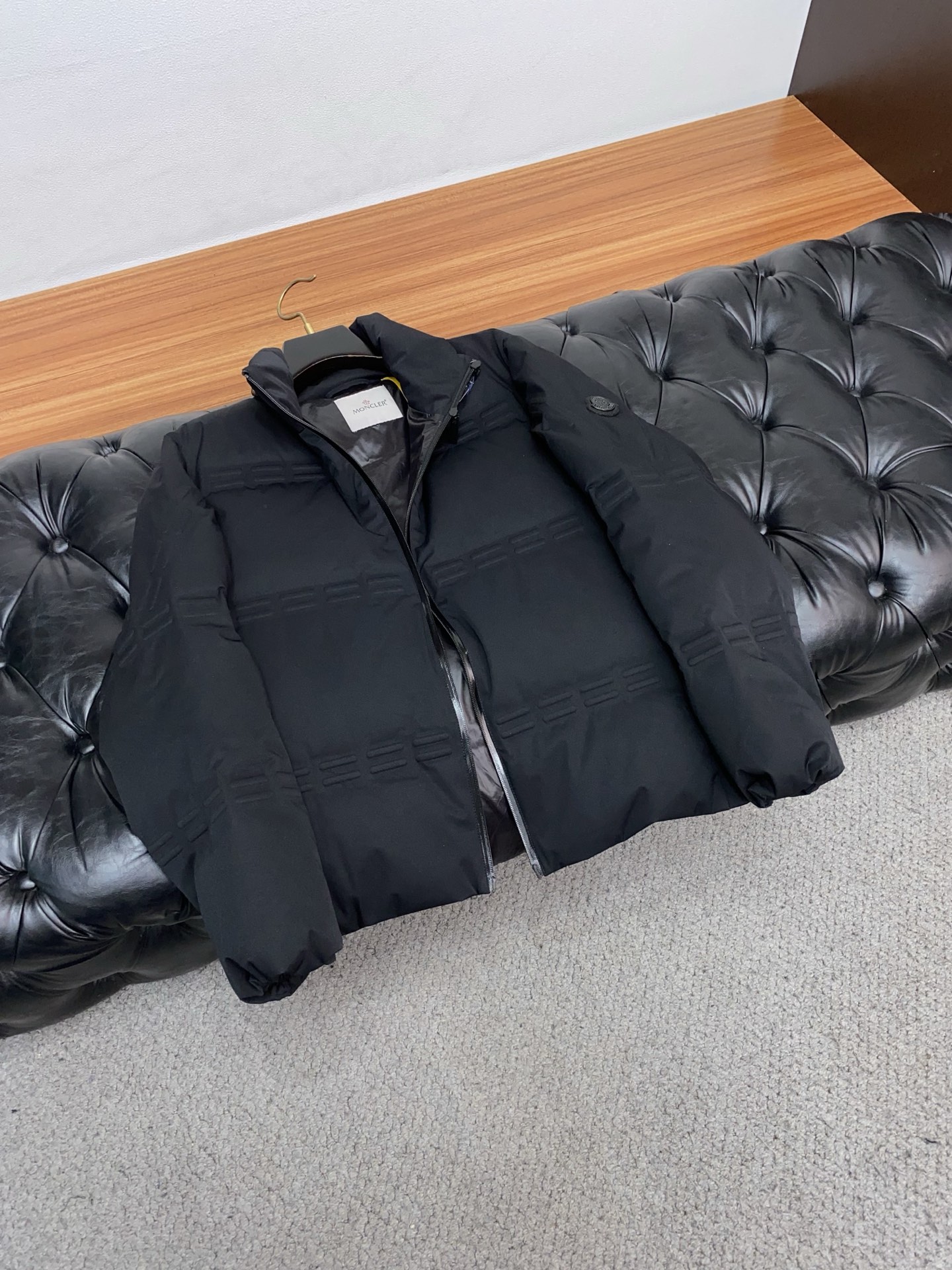 蒙口 高端推荐牛货 2025秋冬款男士原单羽绒服！贵族血统 蓬松感十足 御寒神器 高端顶尖一线成衣，融入