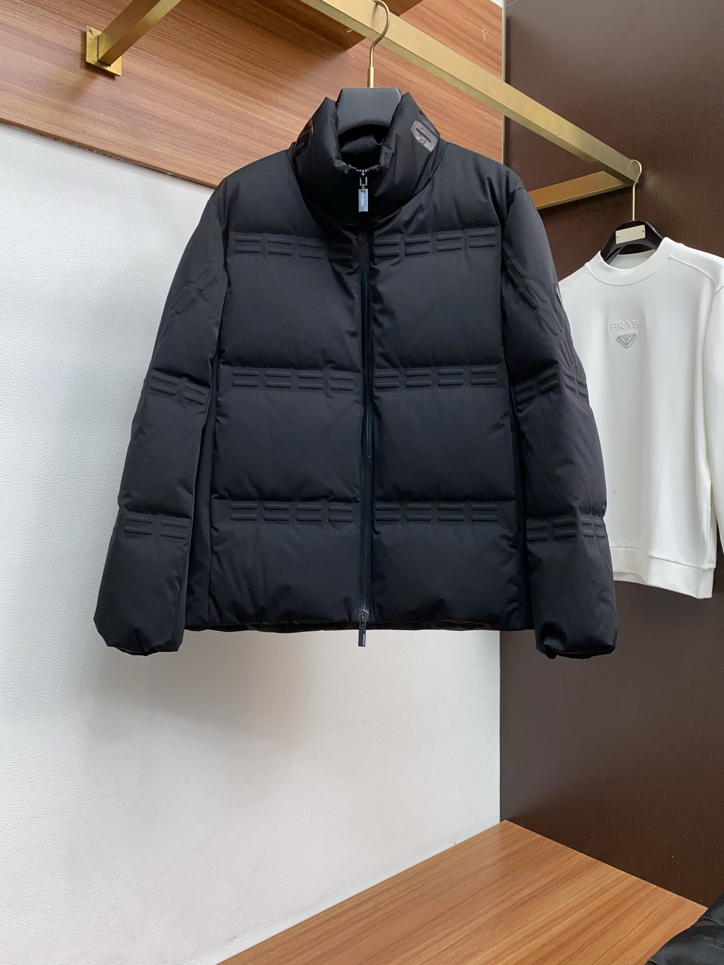 蒙口 高端推荐牛货 2025秋冬款男士原单羽绒服！贵族血统 蓬松感十足 御寒神器 高端顶尖一线成衣，融入