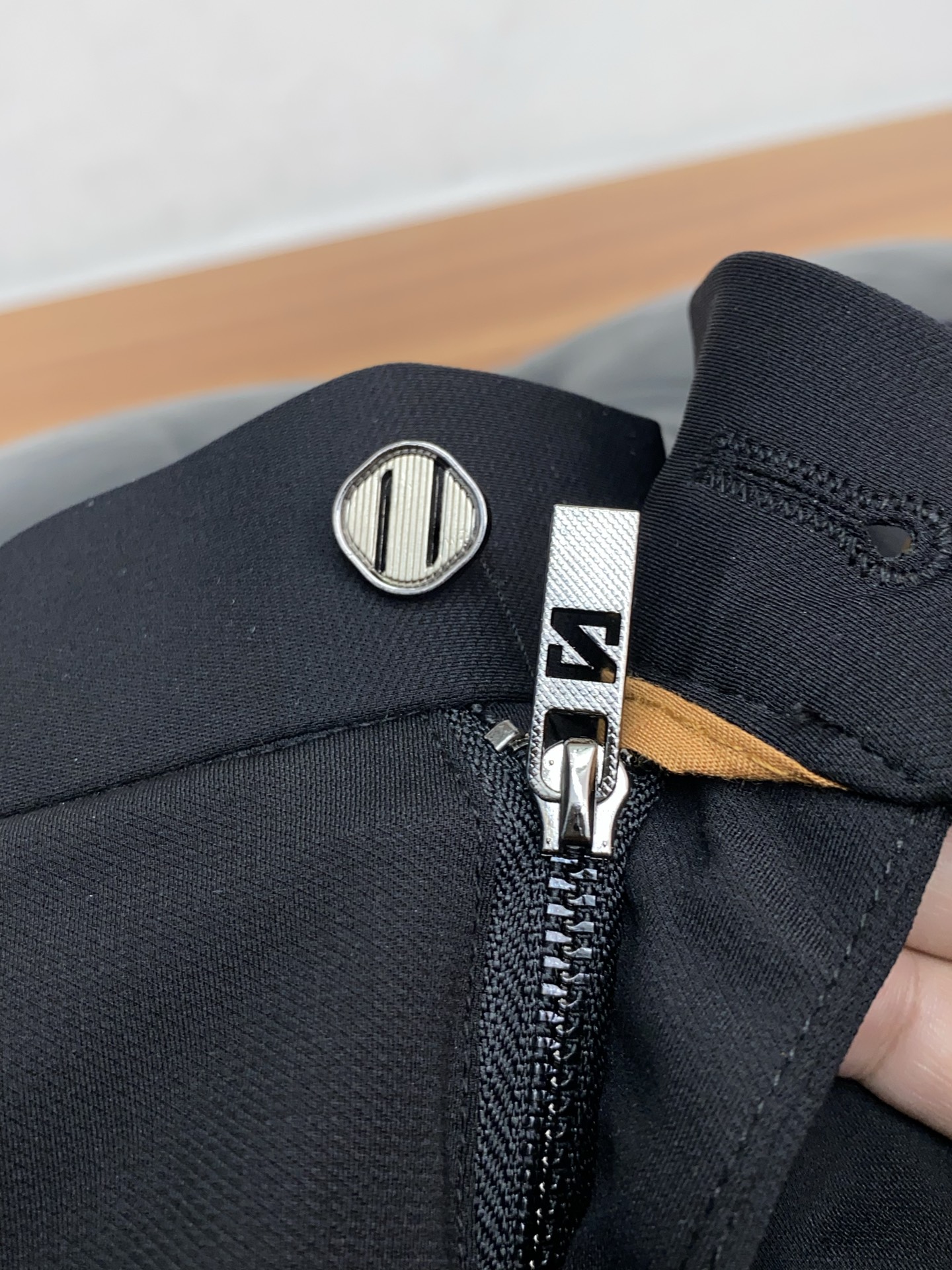 杰尼亚 2026ss 春夏 新品 原单男士西装休闲裤 每季必出的类型，无需质疑的热卖王牌单品，符合四季最