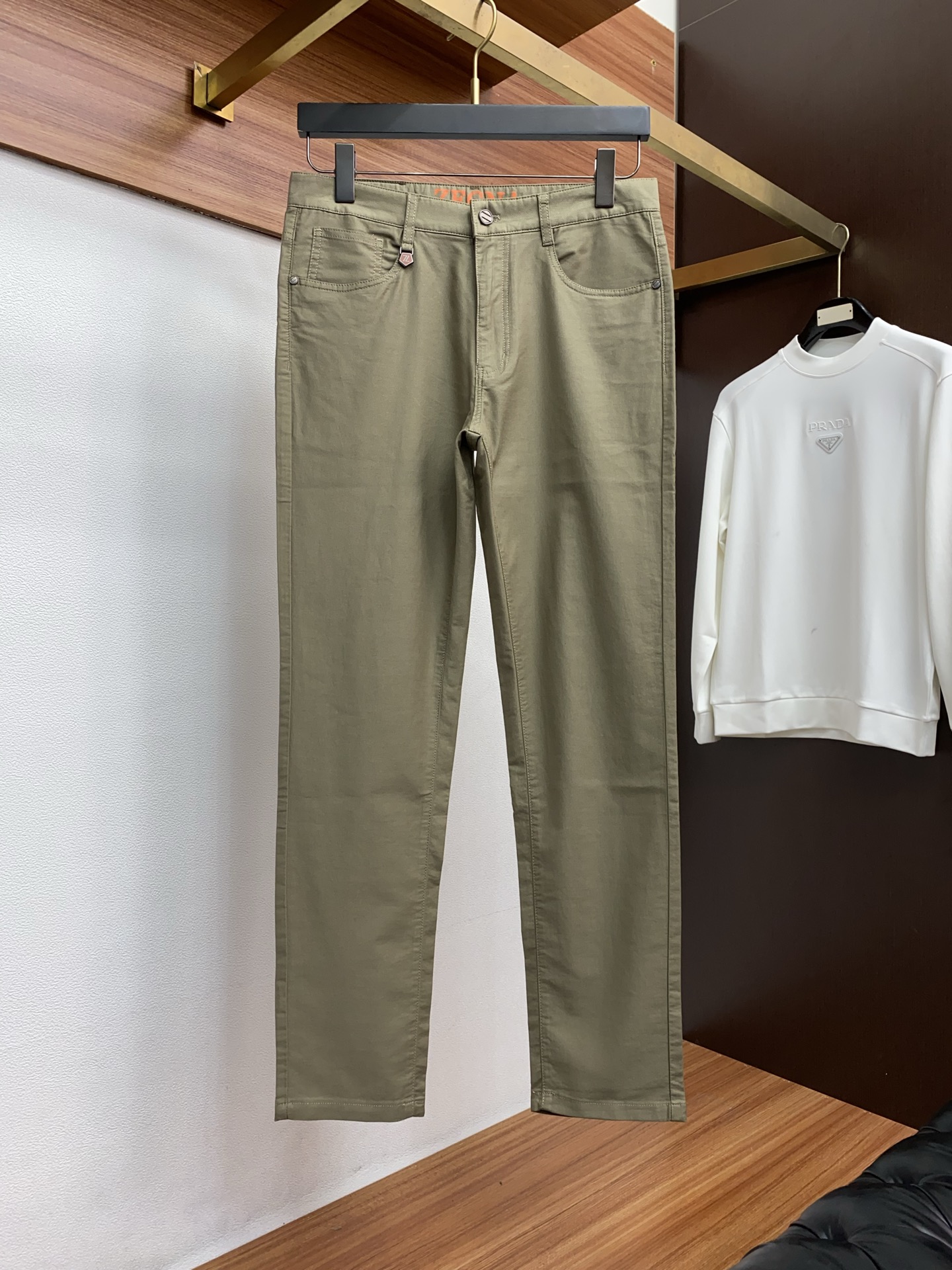 杰尼亚 2026ss 春夏 新品 原单男士西装休闲裤 每季必出的类型，无需质疑的热卖王牌单品，符合四季最