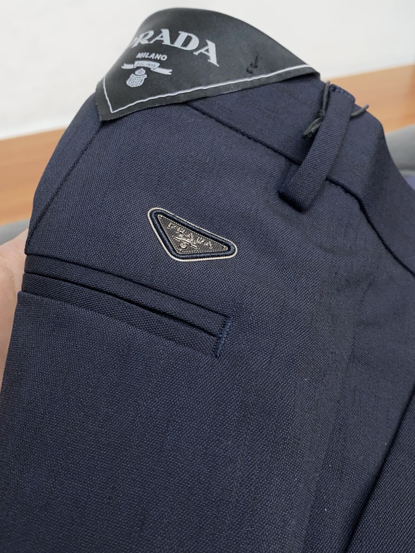 普拉达 2026ss 春夏 新品 原单男士西装休闲裤 每季必出的类型，无需质疑的热卖王牌单品，符合四季最