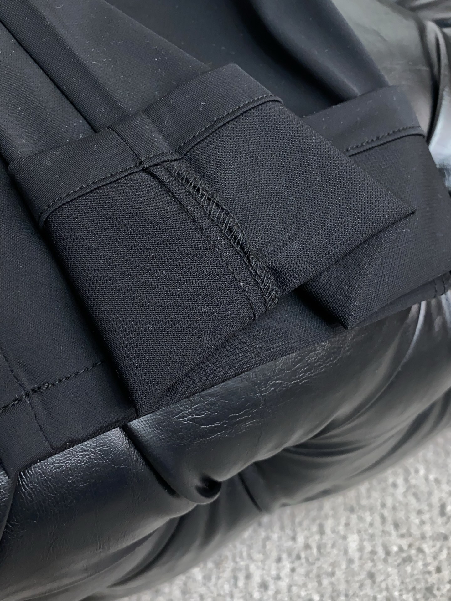 普拉达 2026ss 春夏 新品 原单男士西装休闲裤 每季必出的类型，无需质疑的热卖王牌单品，符合四季最