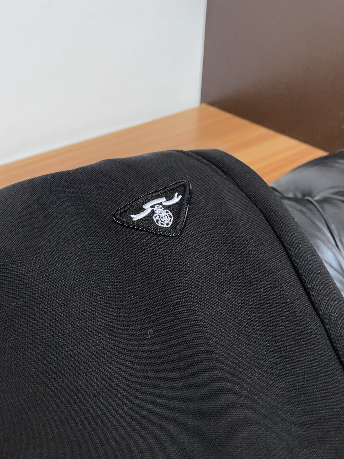 普拉达 秋冬新款休闲裤，老钱风格强势上新，新款不断！！！高级纯棉面料，寒冬保暖神器，男士休闲长裤，整体蓬