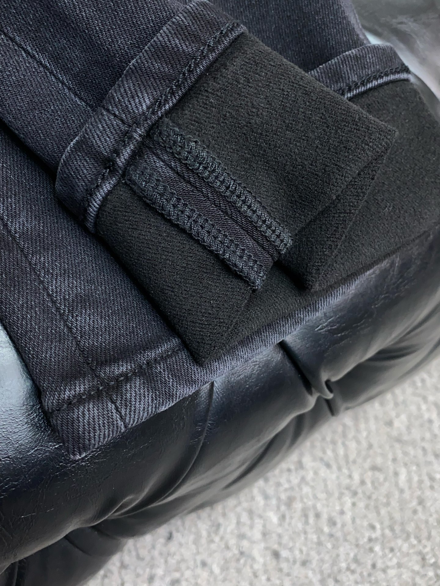 芬迪 2025SS秋冬 新品 原单男士修身牛仔休闲裤 纯血统品 G柜7000+ 每季必出的类型，无需质疑