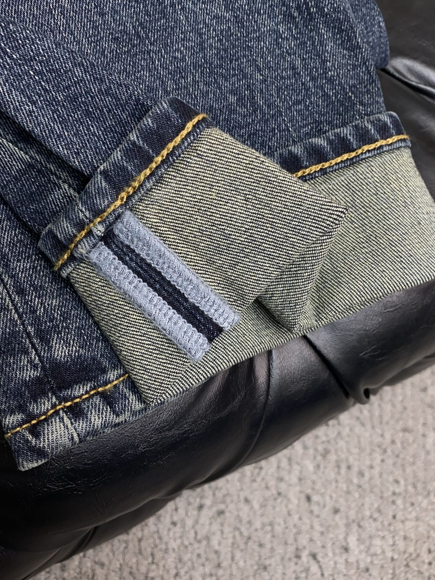 lP🆕 诺悠翩雅 2025SS秋冬 新品 原单男士修身牛仔休闲裤 纯血统品 G柜7000+ 每季必出的类