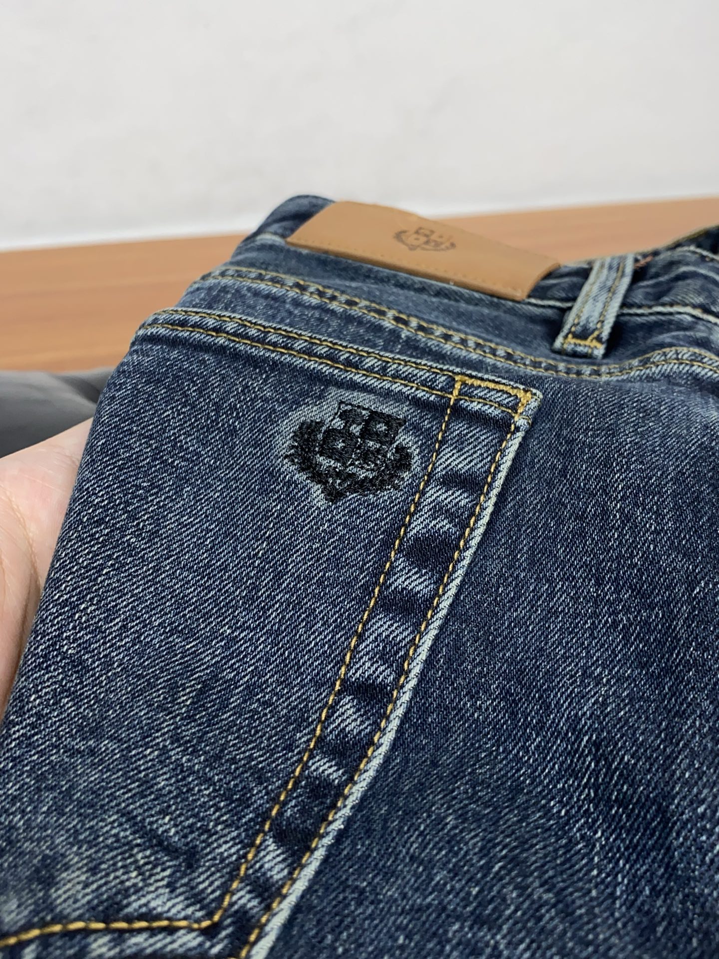 lP🆕 诺悠翩雅 2025SS秋冬 新品 原单男士修身牛仔休闲裤 纯血统品 G柜7000+ 每季必出的类