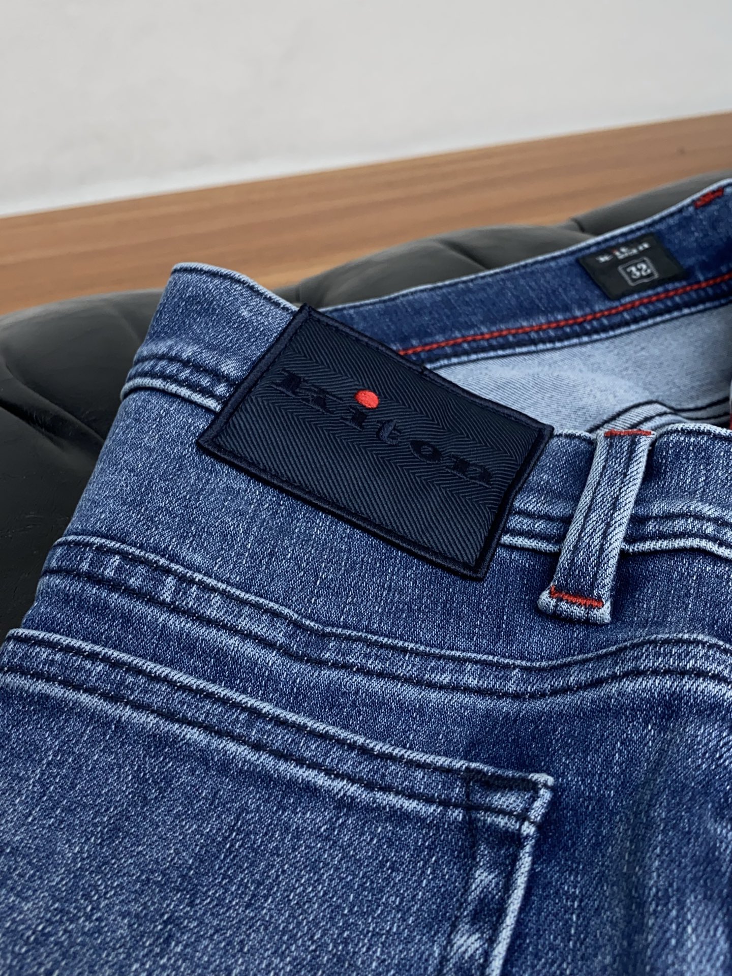 kiton 2025SS秋冬 新品 原单男士修身牛仔休闲裤 纯血统品 G柜7000+ 每季必出的类型，无