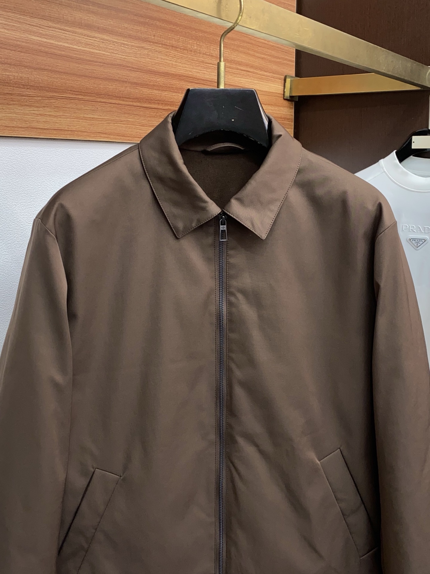 lP🆕 诺悠翩雅 2025秋冬新款翻领棉衣 夹克 原版1:1订制五金配件全进口原版定制 欢迎专柜对比 绝