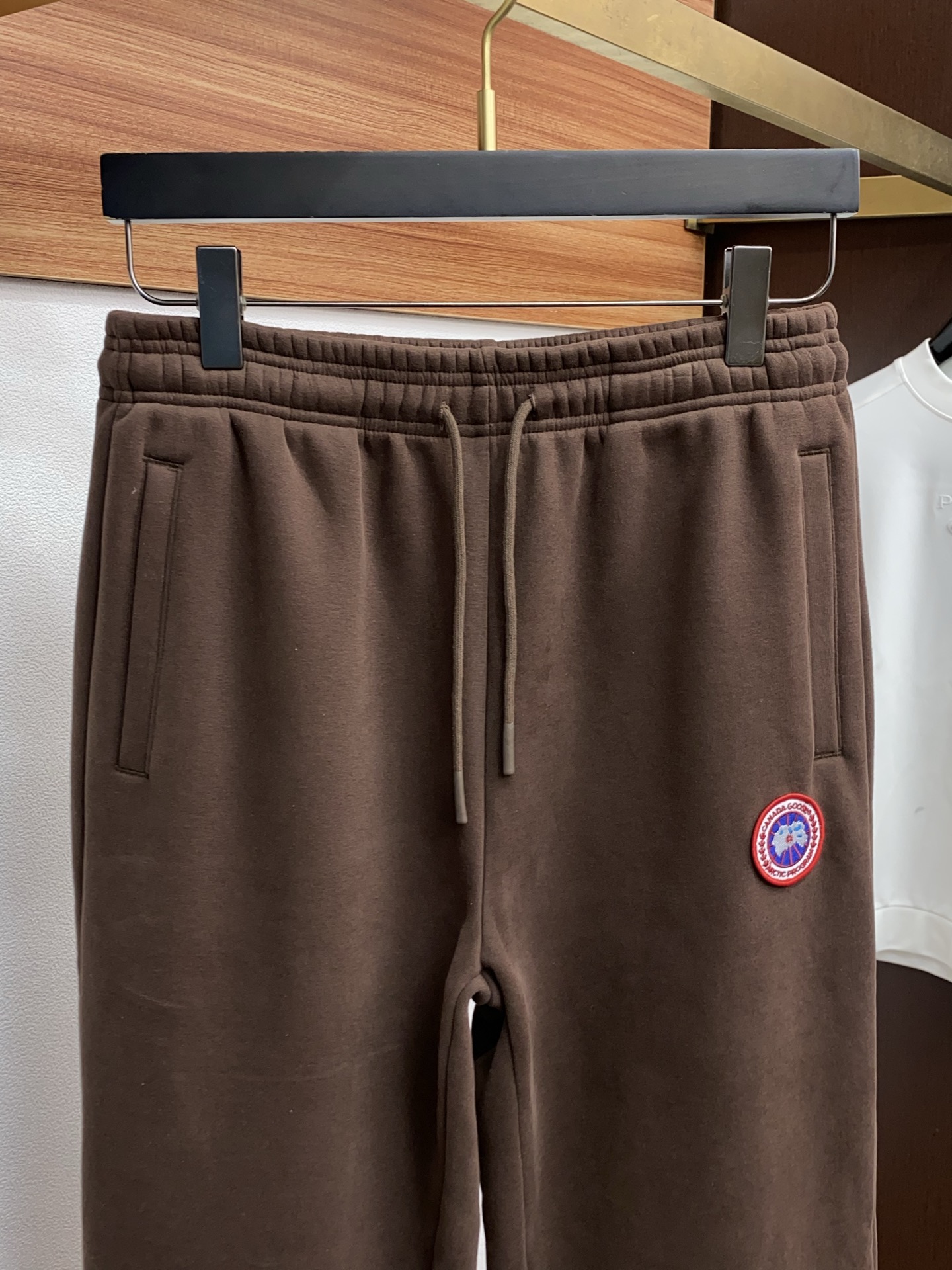 大鹅 25S秋冬男新款工艺休闲裤.定制纯棉加绒裤！经典！！！高端纯棉复合高级不倒绒面料打造.贴身质地柔软