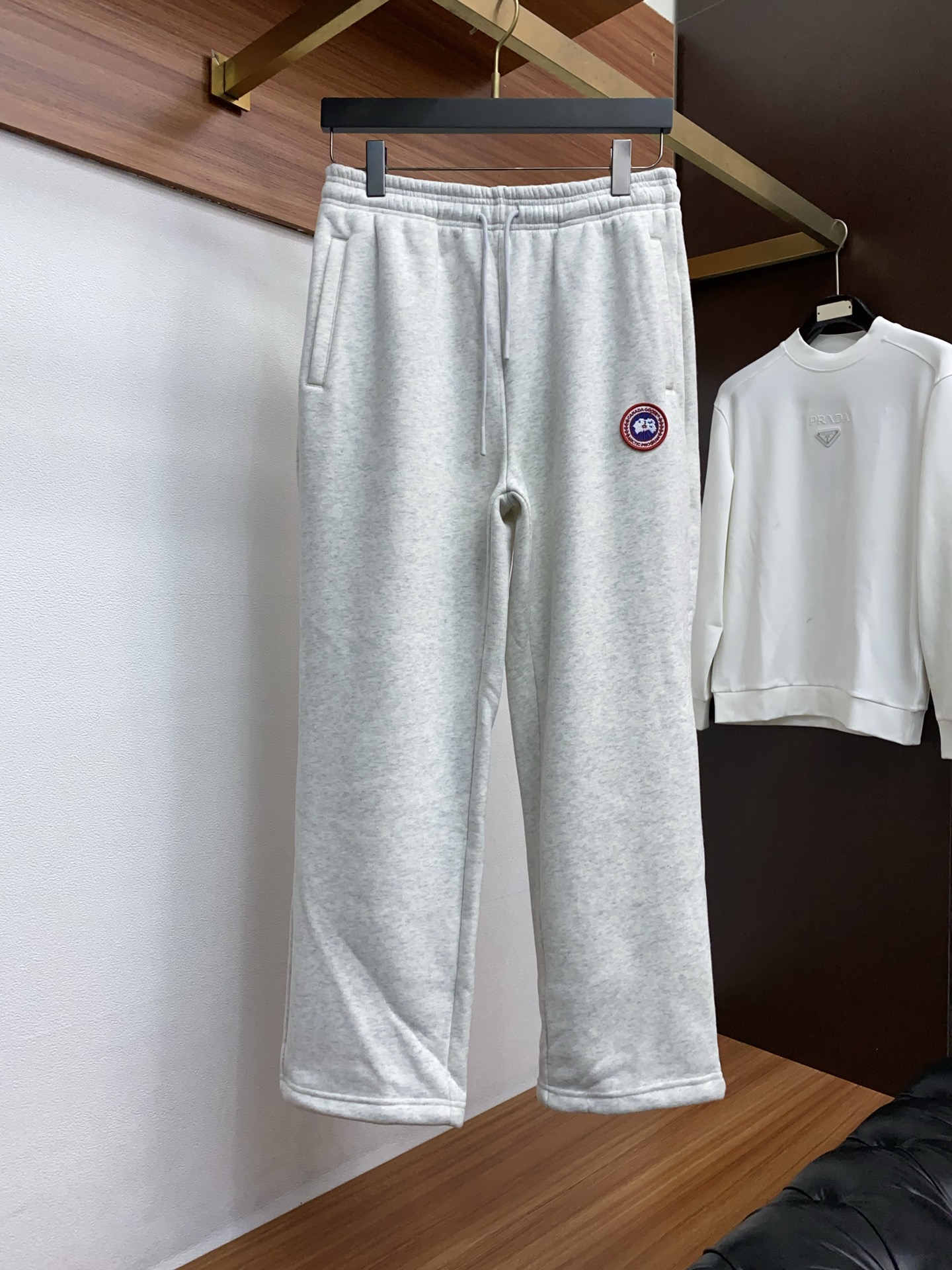 大鹅 25S秋冬男新款工艺休闲裤.定制纯棉加绒裤！经典！！！高端纯棉复合高级不倒绒面料打造.贴身质地柔软