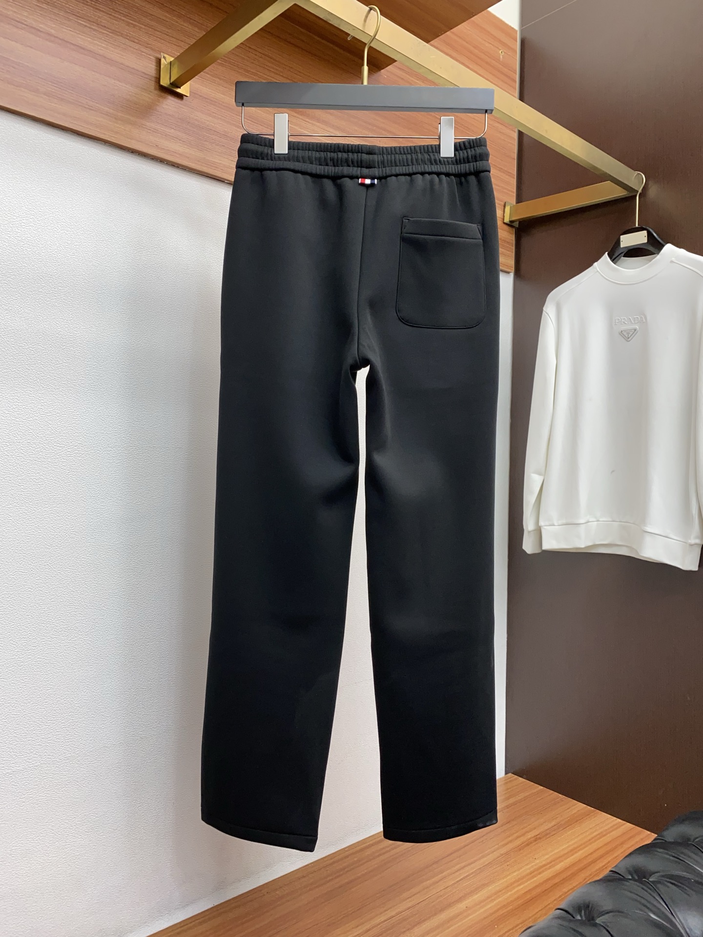 TB 秋冬新款加绒休闲裤 休闲直筒风格强势上新，新款不断！！！高级纯棉面料，寒冬保暖神器，男士休闲长裤，