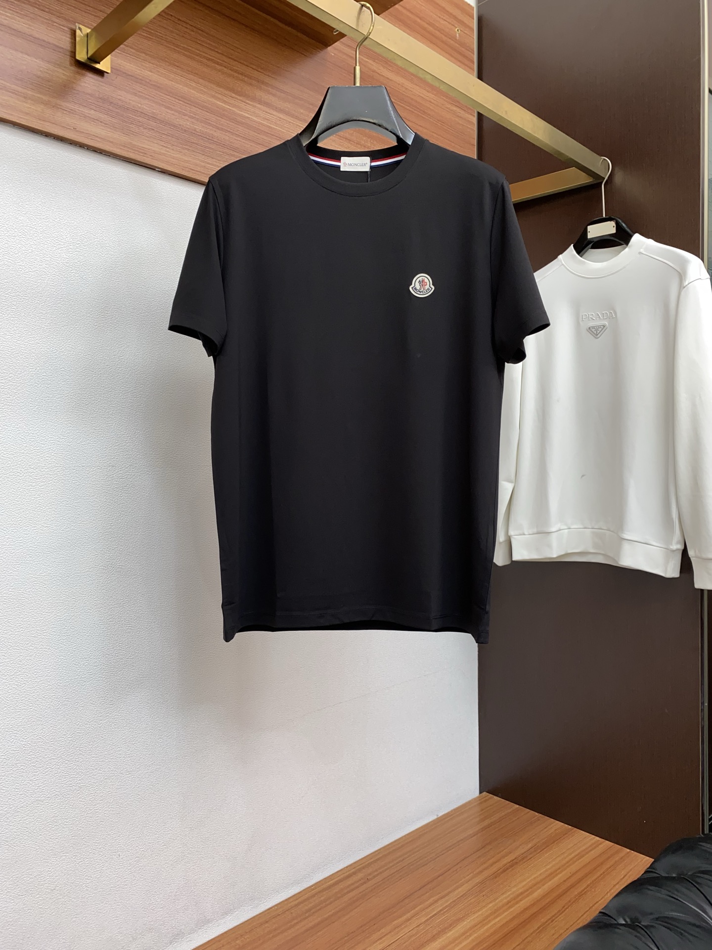 몽클레어 2026SS 로고 코튼 라운드넥 반팔 티셔츠 1158 Moncler T Shirt