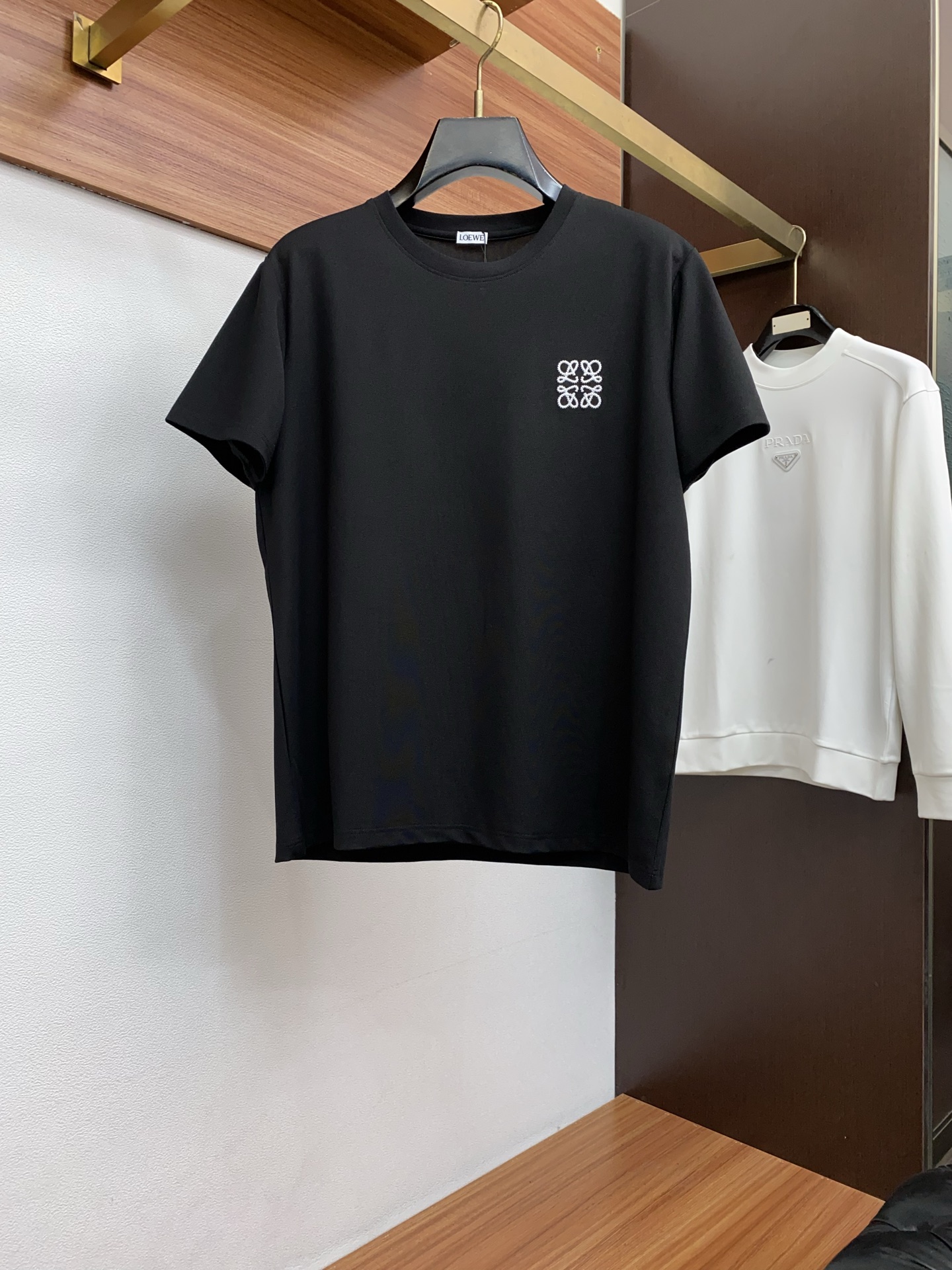 로에베 남성 반팔 26SS 48357