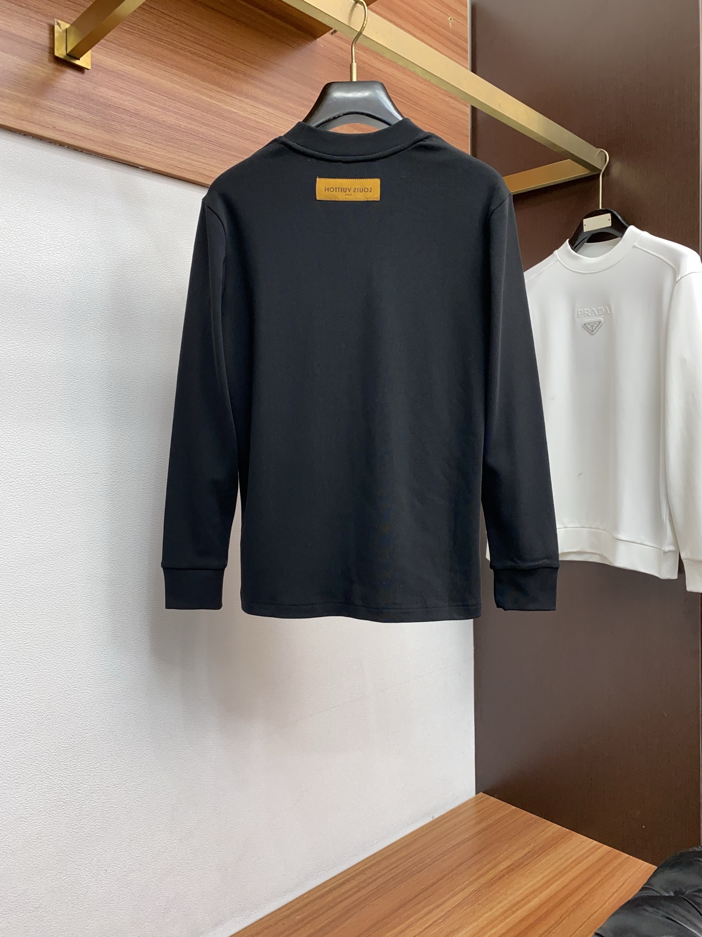 lp🆕 诺悠翩雅 25ss秋季 新品 新款贸易订单圆领长袖打底衫长袖T恤网红款！上身舒适透气，不僵硬，整