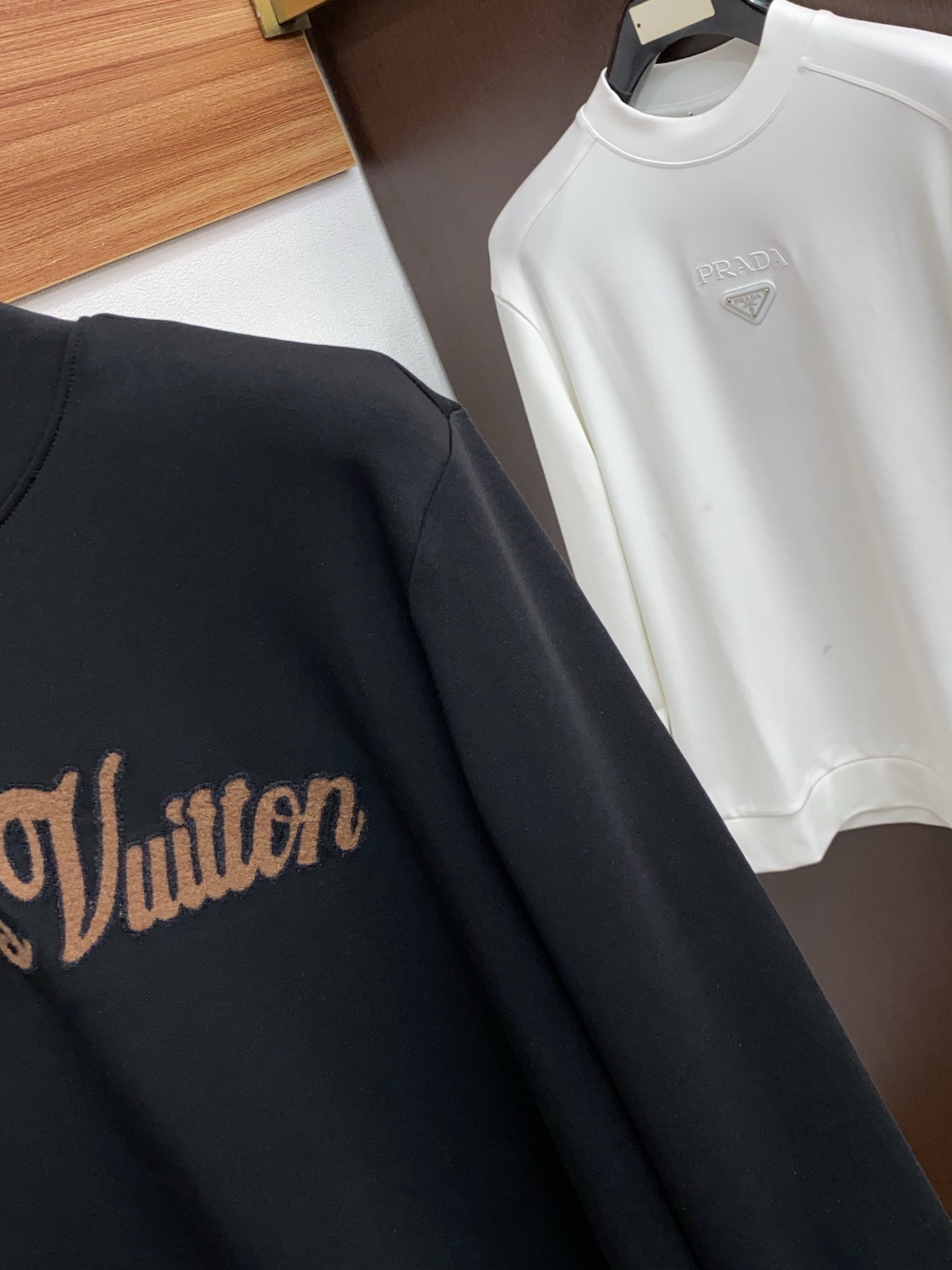 lp🆕 诺悠翩雅 25ss秋季 新品 新款贸易订单圆领长袖打底衫长袖T恤网红款！上身舒适透气，不僵硬，整