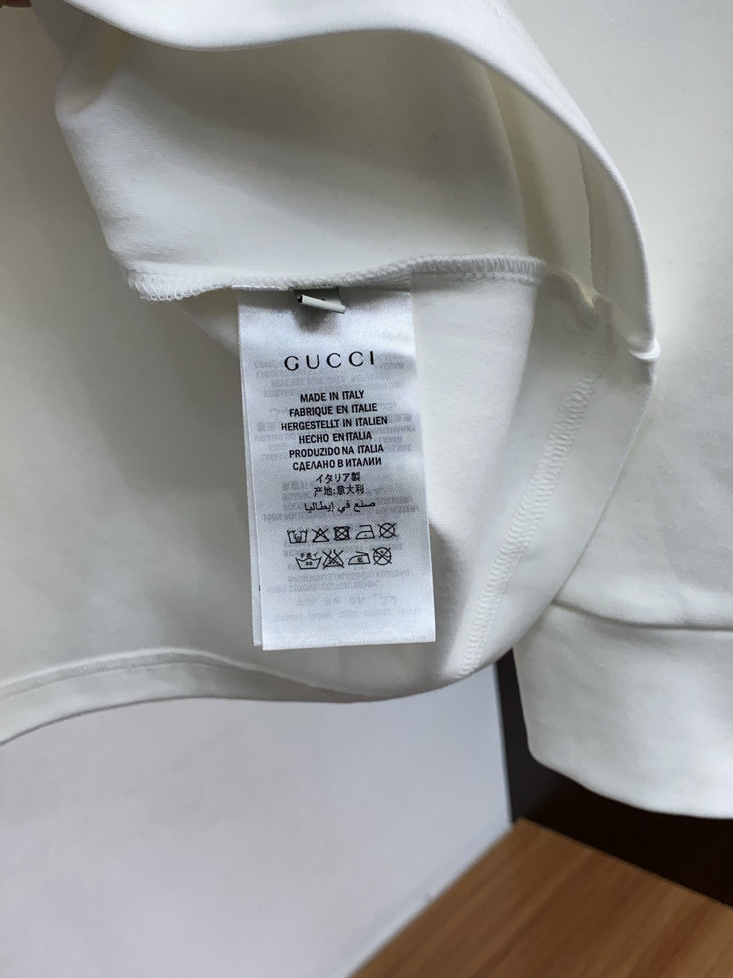 古奇 25ss秋季 新品 新款贸易订单圆领长袖打底衫长袖T恤网红款！上身舒适透气，不僵硬，整体有着丰富的