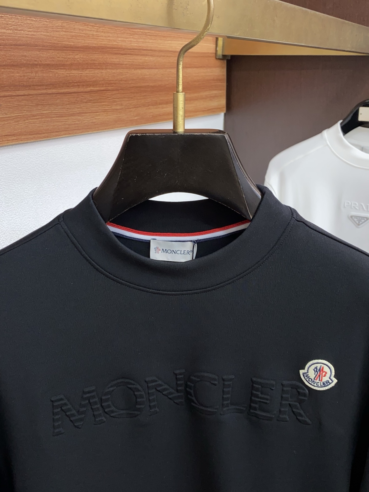 蒙口 25ss秋季 新品 新款贸易订单圆领长袖打底衫长袖T恤网红款！上身舒适透气，不僵硬，整体有着丰富的