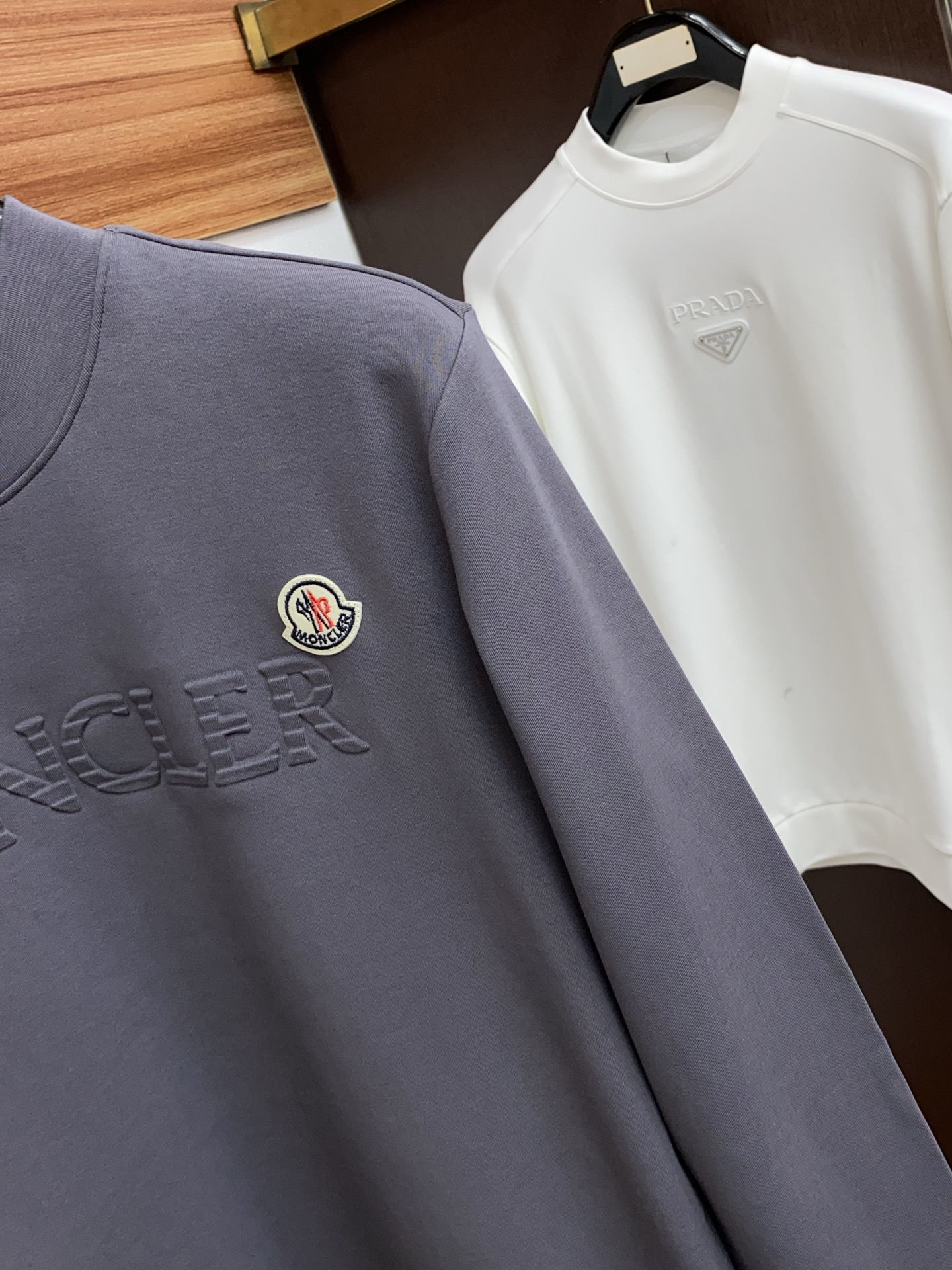 蒙口 25ss秋季 新品 新款贸易订单圆领长袖打底衫长袖T恤网红款！上身舒适透气，不僵硬，整体有着丰富的