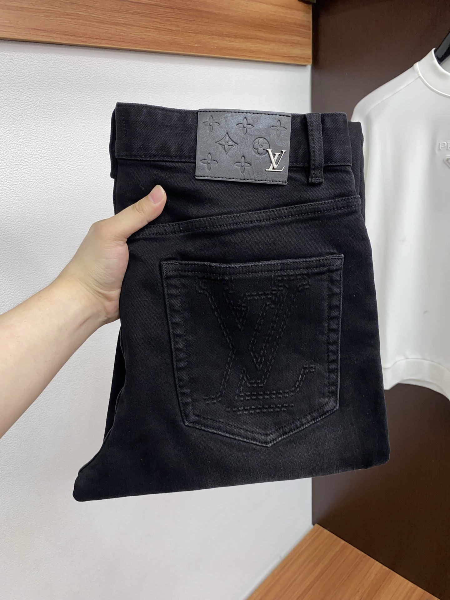루이비통 데님 슬림핏 니트 16377