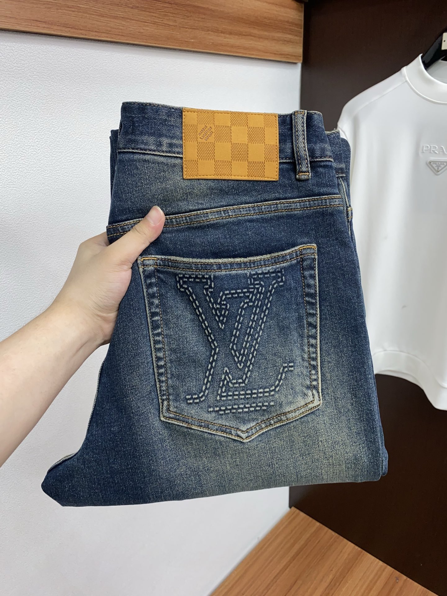 루이비통 데님 슬림핏 니트 16376