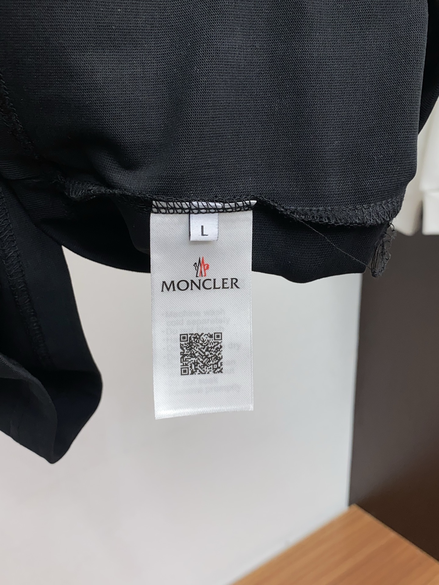 。🩵 蒙口 26SS春夏新款 纯棉质圆领短袖 男士基础款纯白专柜短袖T恤衫！贸易公司渠道稀出，同步官网发