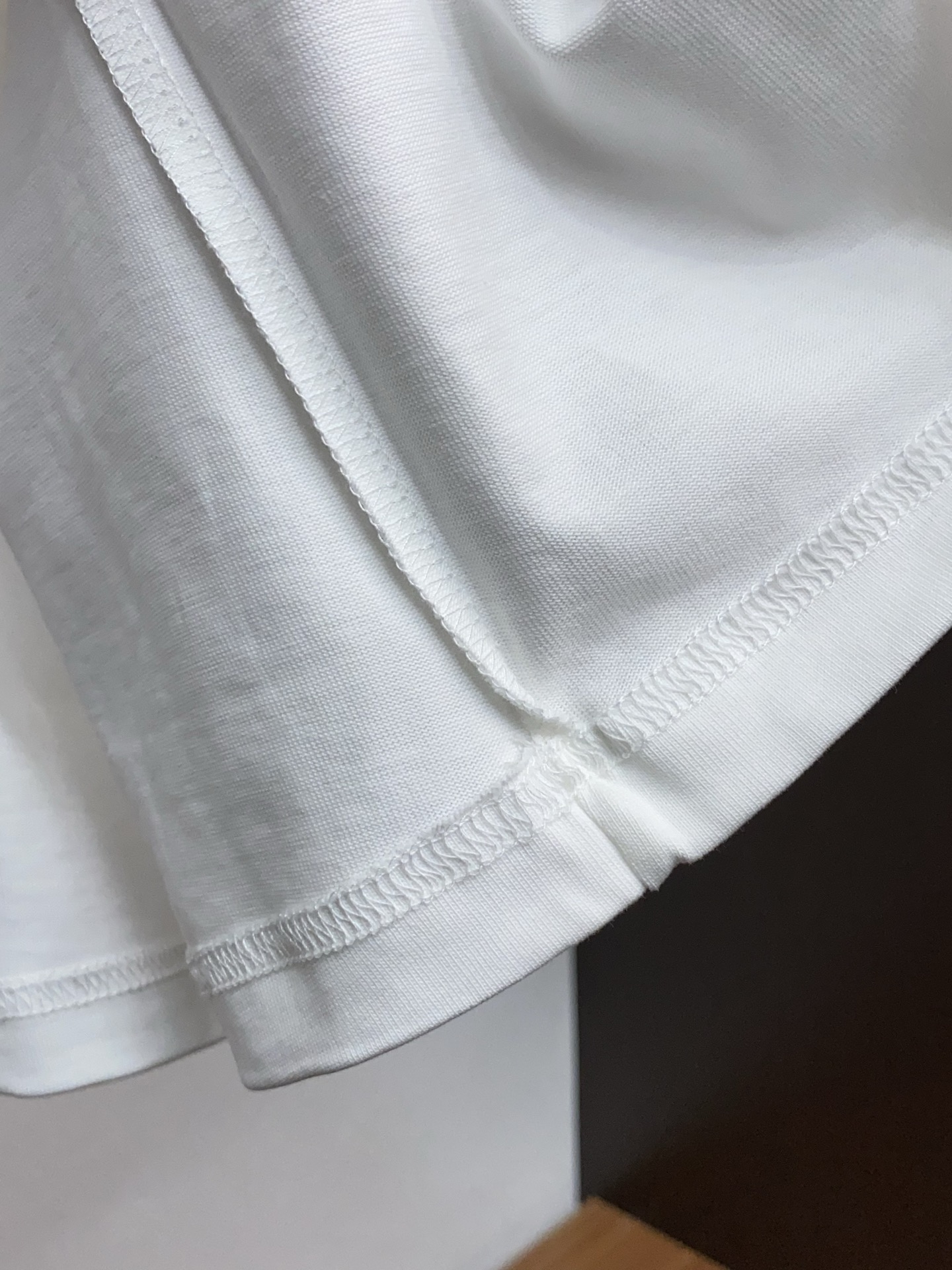 。🩵 迪奥 26SS春夏新款 纯棉质圆领短袖 男士基础款纯白专柜短袖T恤衫！贸易公司渠道稀出，同步官网发