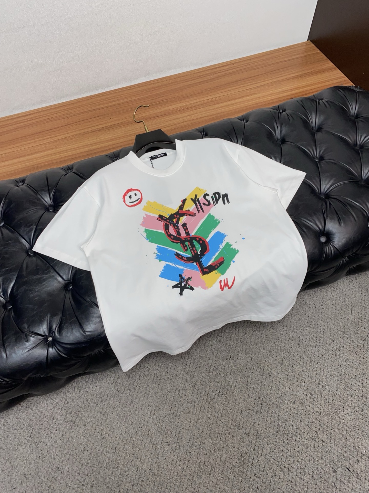 。🩵 圣罗兰 26SS春夏新款 纯棉质圆领短袖 男士基础款纯白专柜短袖T恤衫！贸易公司渠道稀出，同步官网