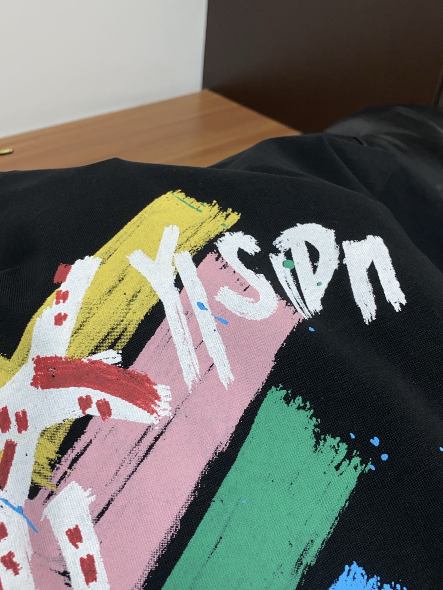 。🩵圣罗兰 26SS春夏新款 纯棉质圆领短袖 男士基础款纯白专柜短袖T恤衫！贸易公司渠道稀出，同步官网发