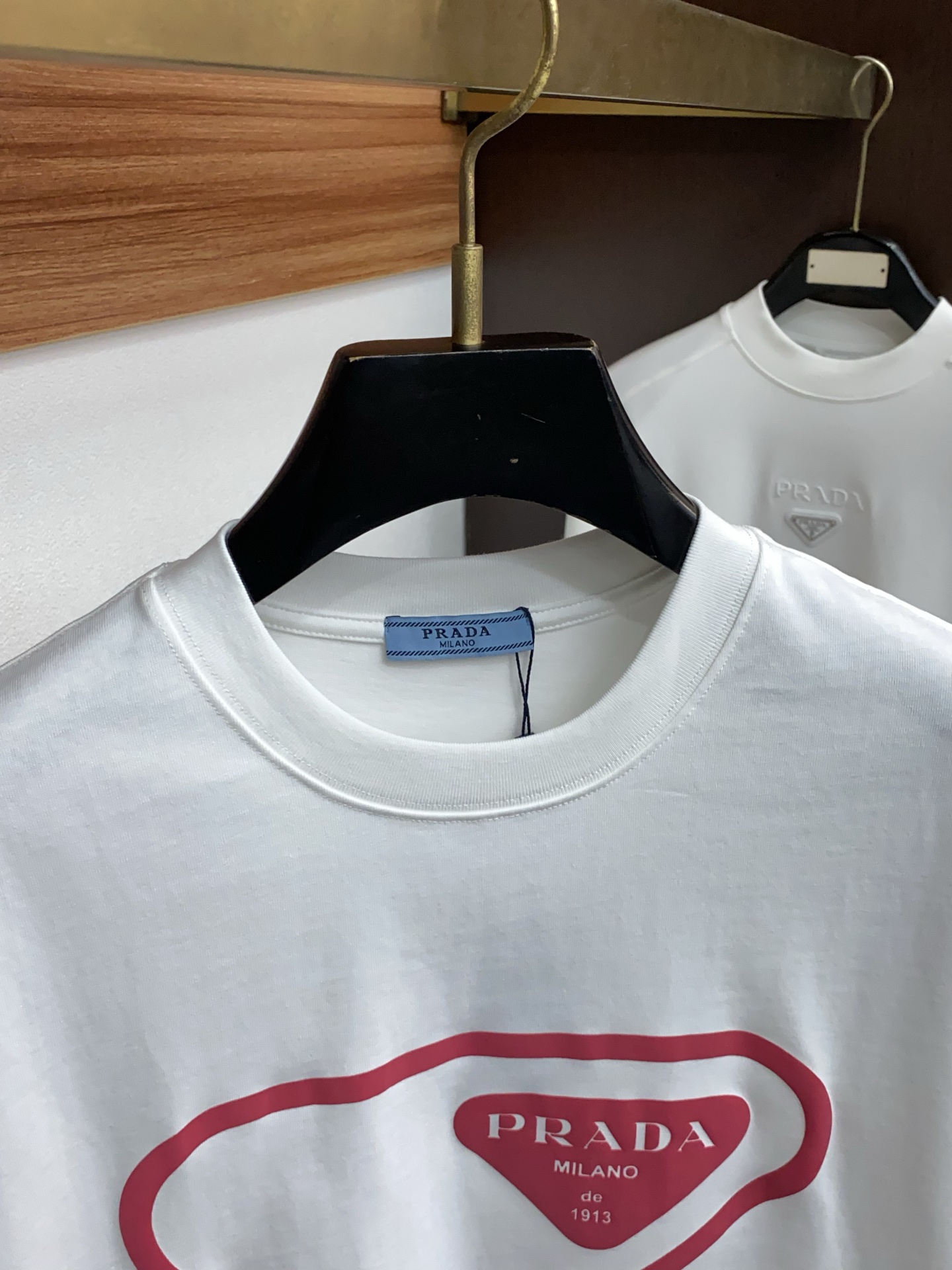 。🩵 普拉达 26SS春夏新款 纯棉质圆领短袖 男士基础款纯白专柜短袖T恤衫！贸易公司渠道稀出，同步官网