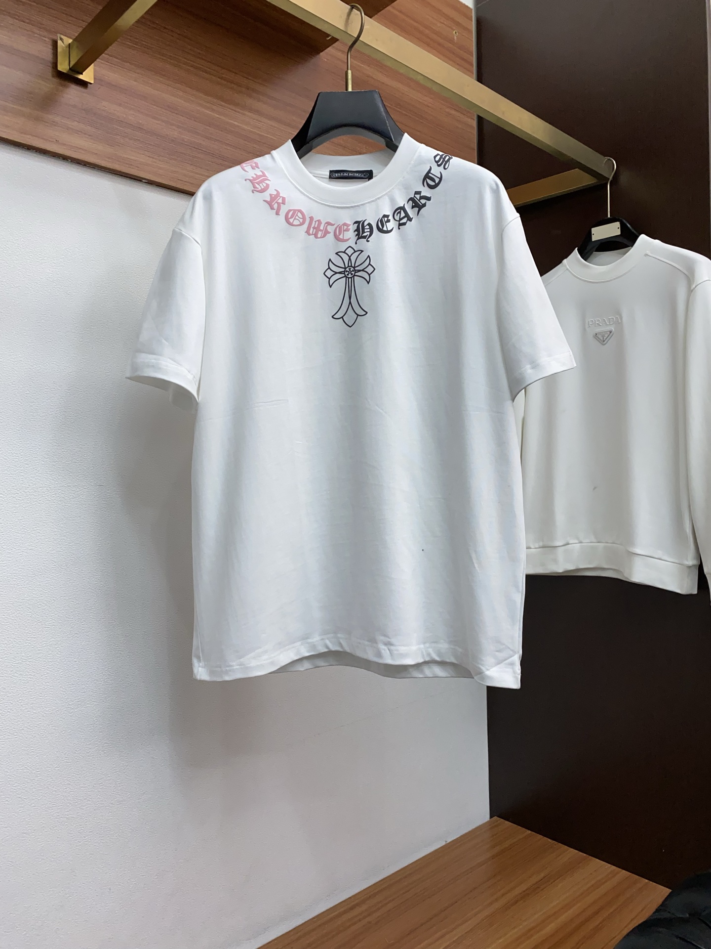 。🩵 克罗心 26SS春夏新款 纯棉质圆领短袖 男士基础款纯白专柜短袖T恤衫！贸易公司渠道稀出，同步官网