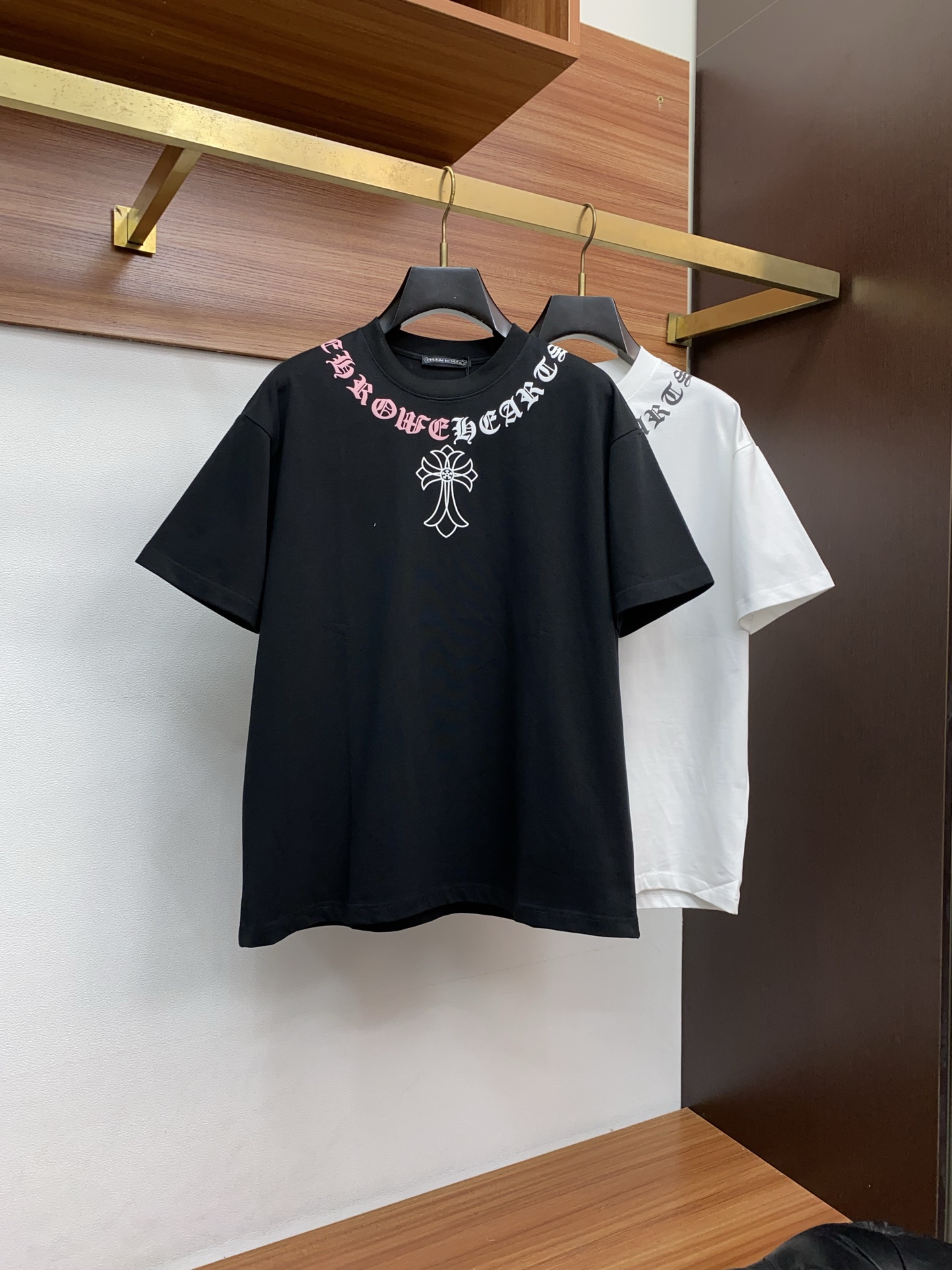 。🩵 克罗心 26SS春夏新款 纯棉质圆领短袖 男士基础款纯白专柜短袖T恤衫！贸易公司渠道稀出，同步官网