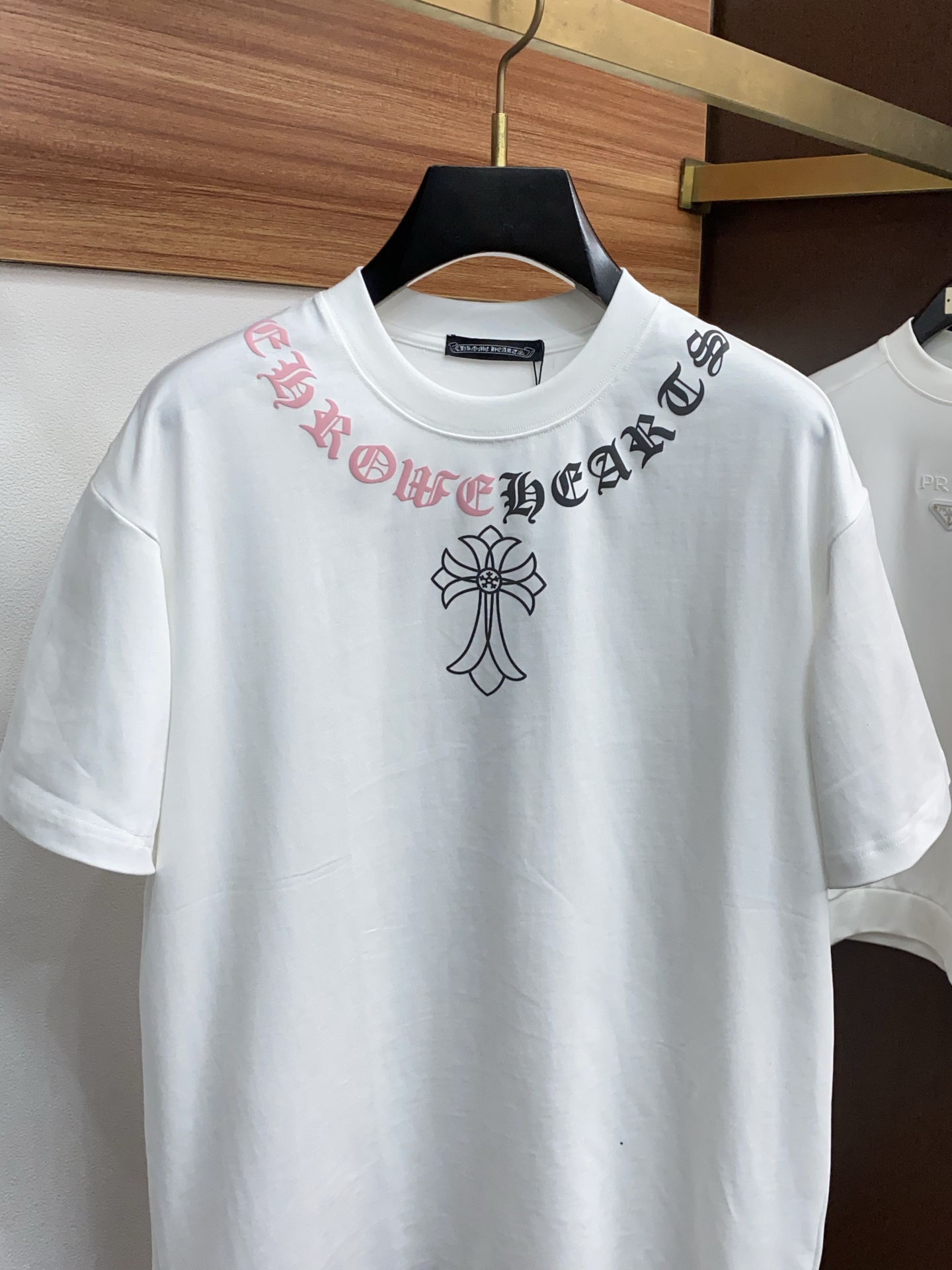 。🩵 克罗心 26SS春夏新款 纯棉质圆领短袖 男士基础款纯白专柜短袖T恤衫！贸易公司渠道稀出，同步官网